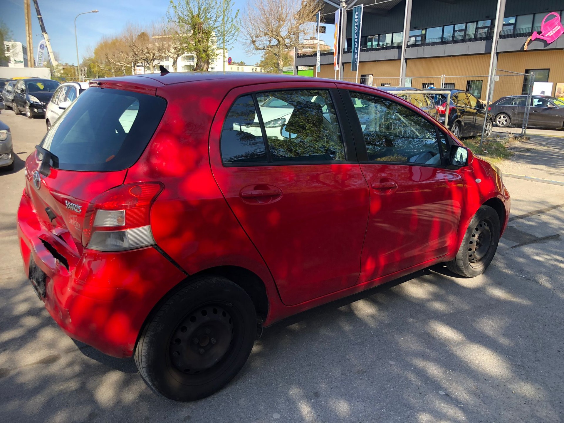 TOYOTA Yaris 1.33 Linea Sol-image-3