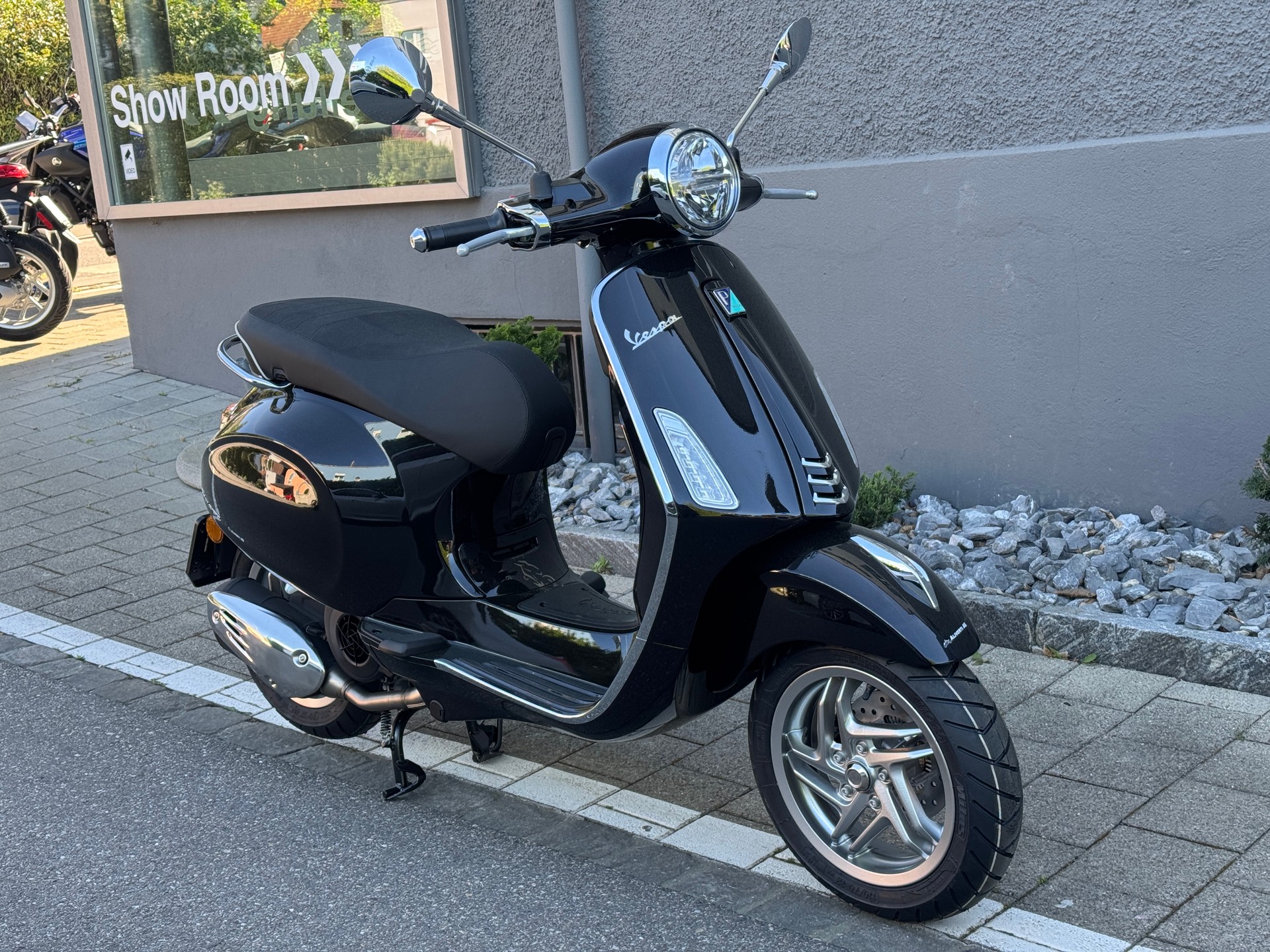 PIAGGIO Vespa 125 Primavera 2026 Keyless Go & LCD Display-image-10