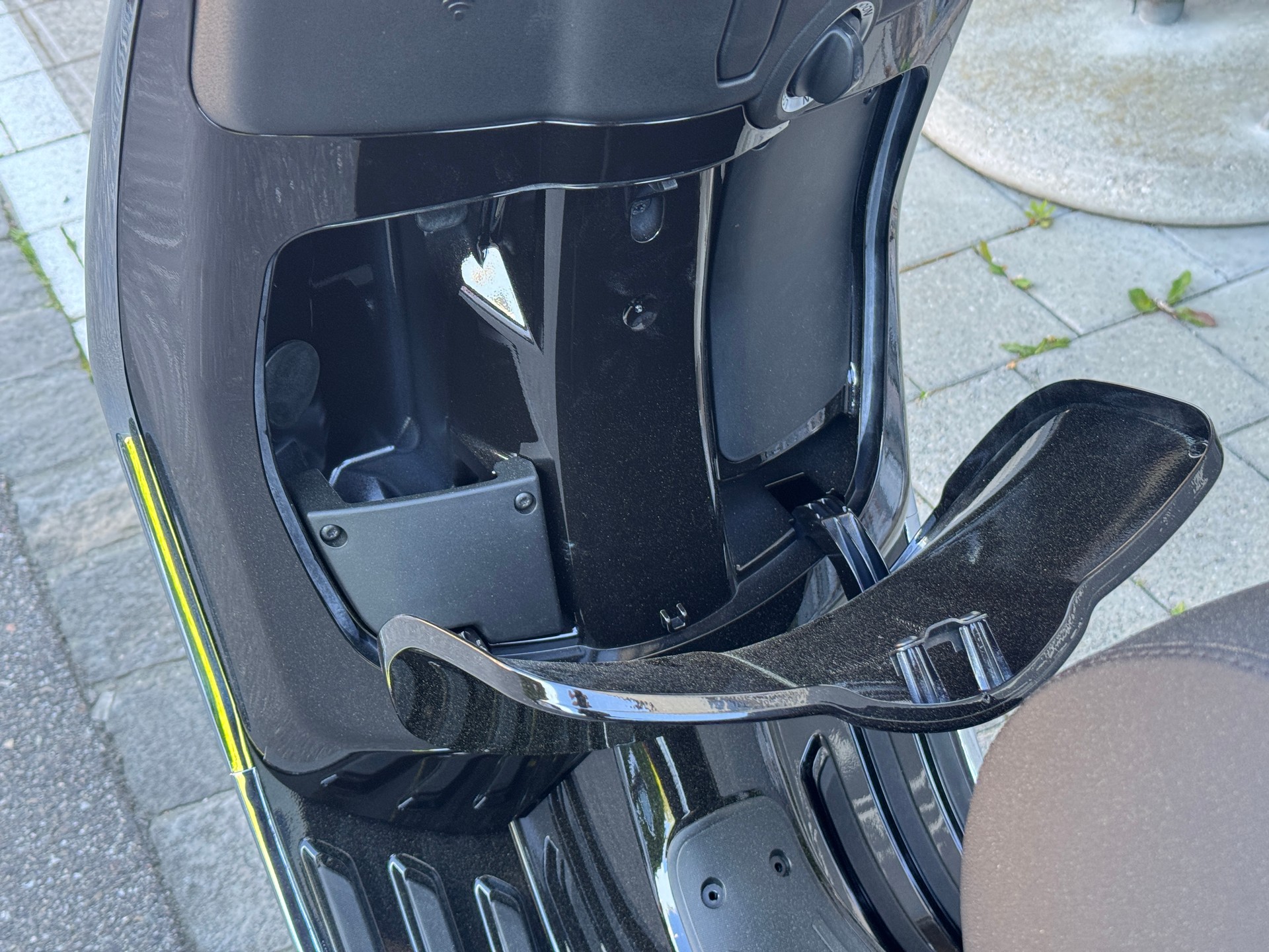 PIAGGIO Vespa 125 Primavera 2026 Keyless Go & LCD Display-image-2