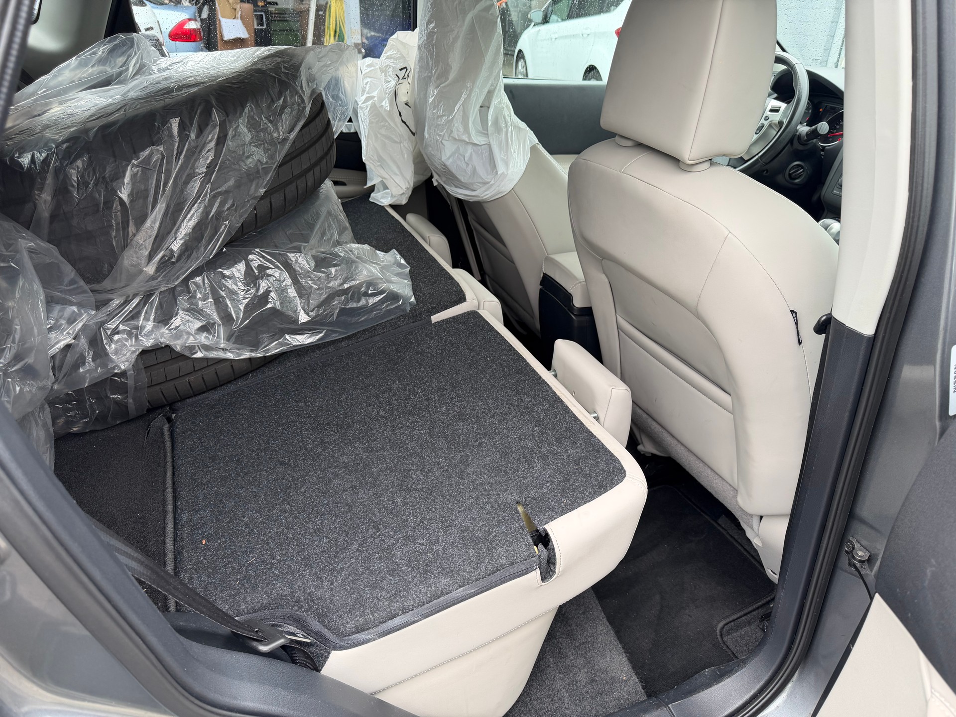 NISSAN Qashqai 2.0 4WD 360 XTronic CVT-image-7