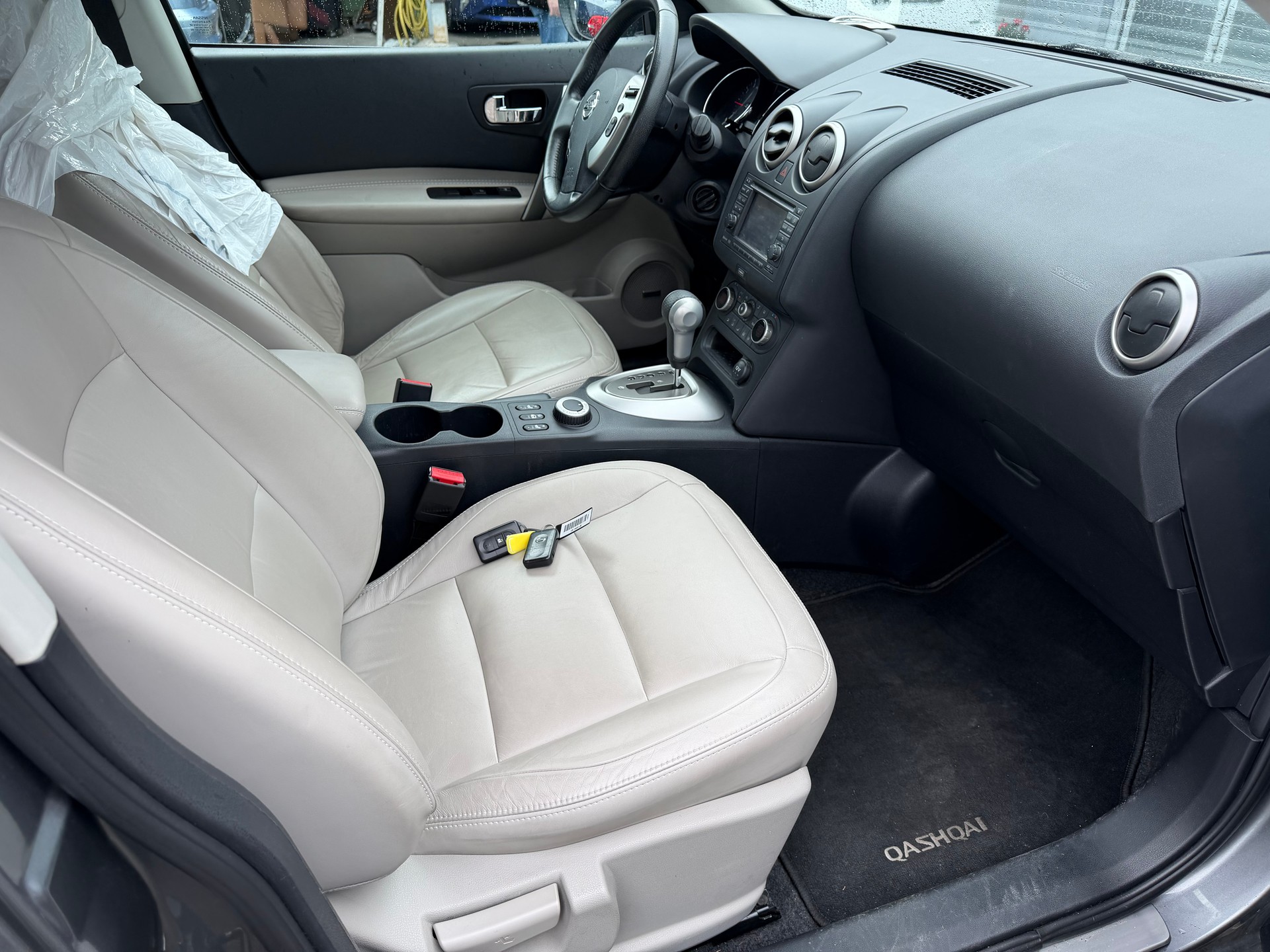 NISSAN Qashqai 2.0 4WD 360 XTronic CVT-image-6
