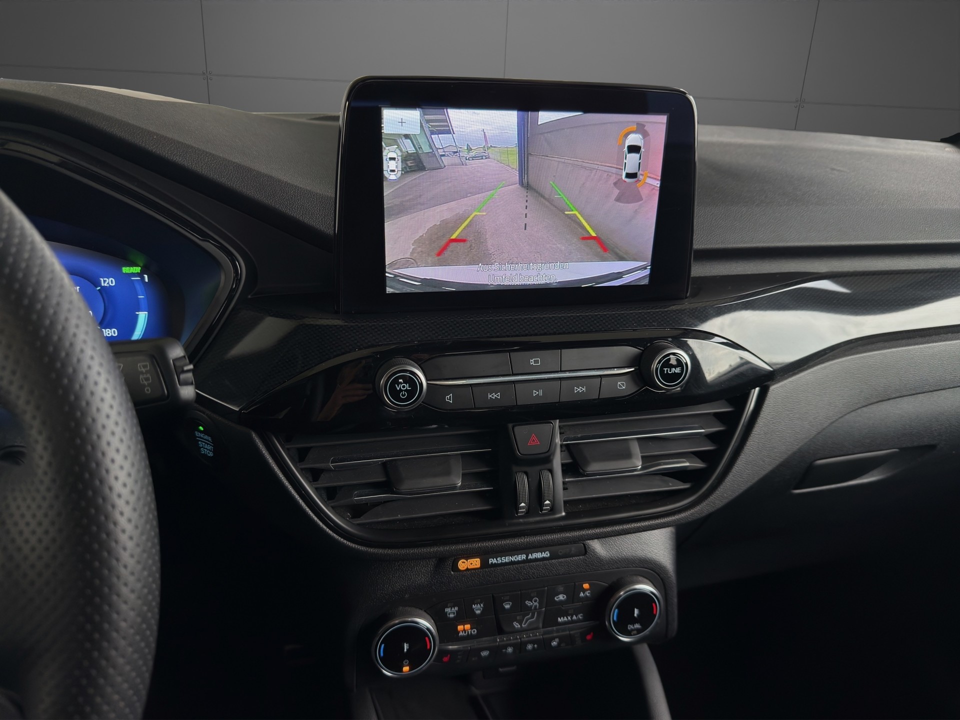 FORD Kuga 2.5 PHEV ST-Line X 2WD-image-14