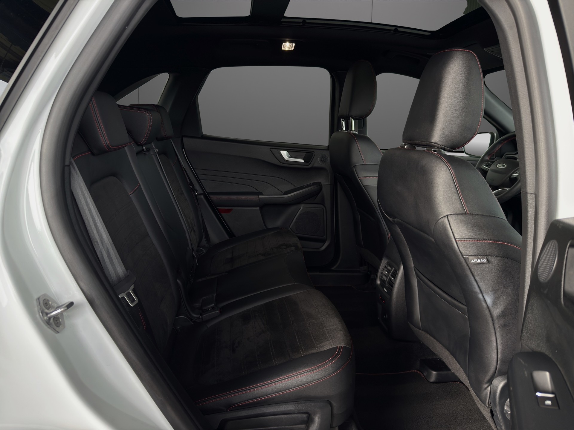 FORD Kuga 2.5 PHEV ST-Line X 2WD-image-9
