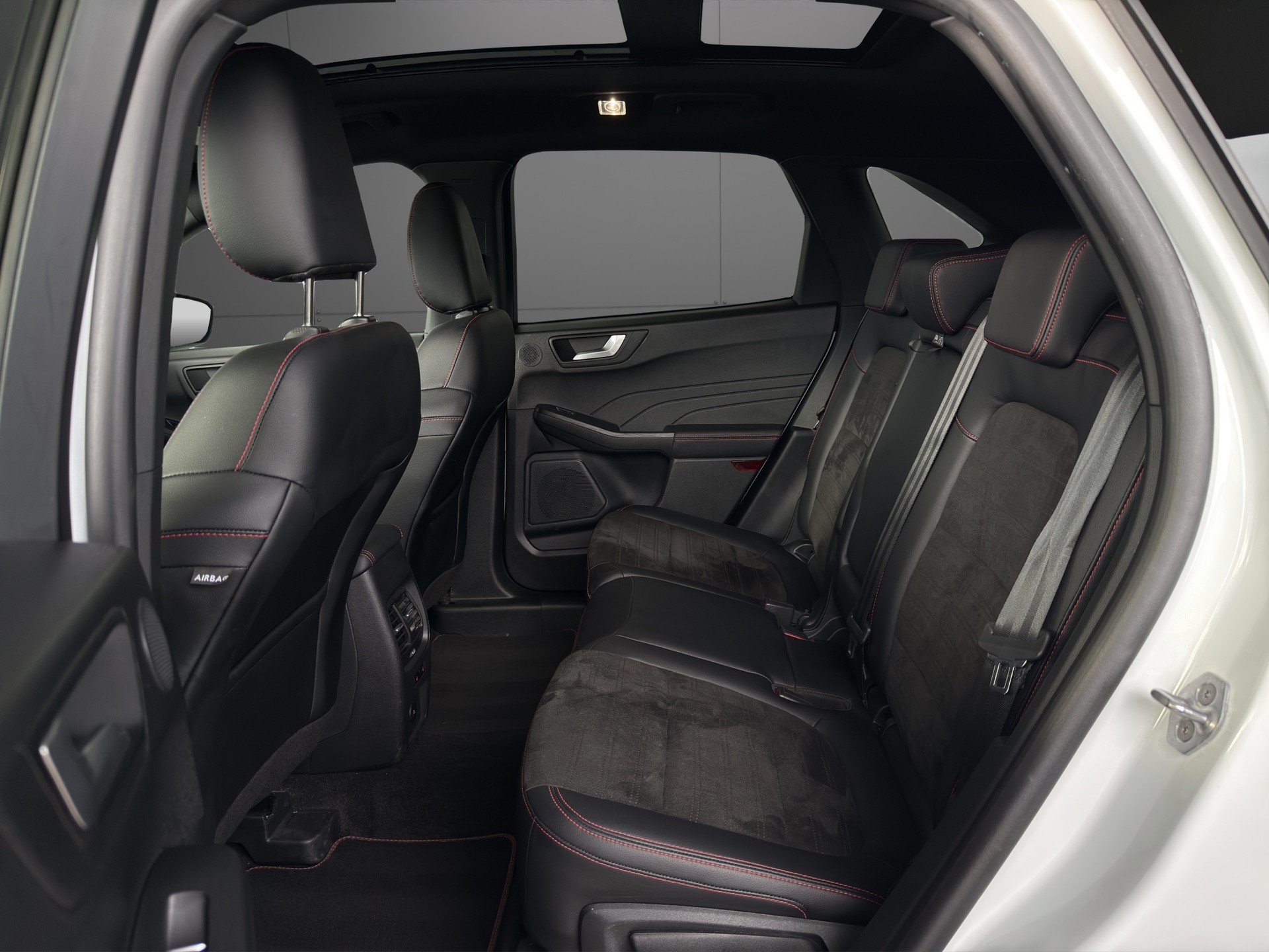 FORD Kuga 2.5 PHEV ST-Line X 2WD-image-7