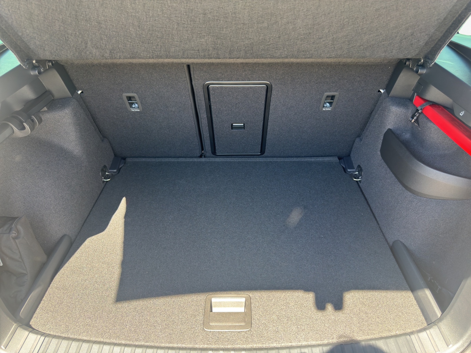 SKODA Karoq 2.0 TSI Dynamic Limited Edition 4x4 DSG-image-12