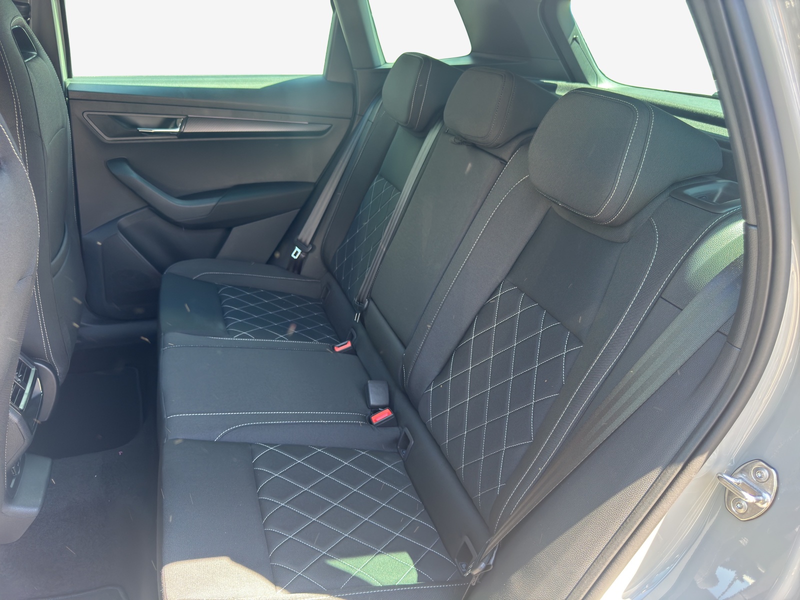 SKODA Karoq 2.0 TSI Dynamic Limited Edition 4x4 DSG-image-11