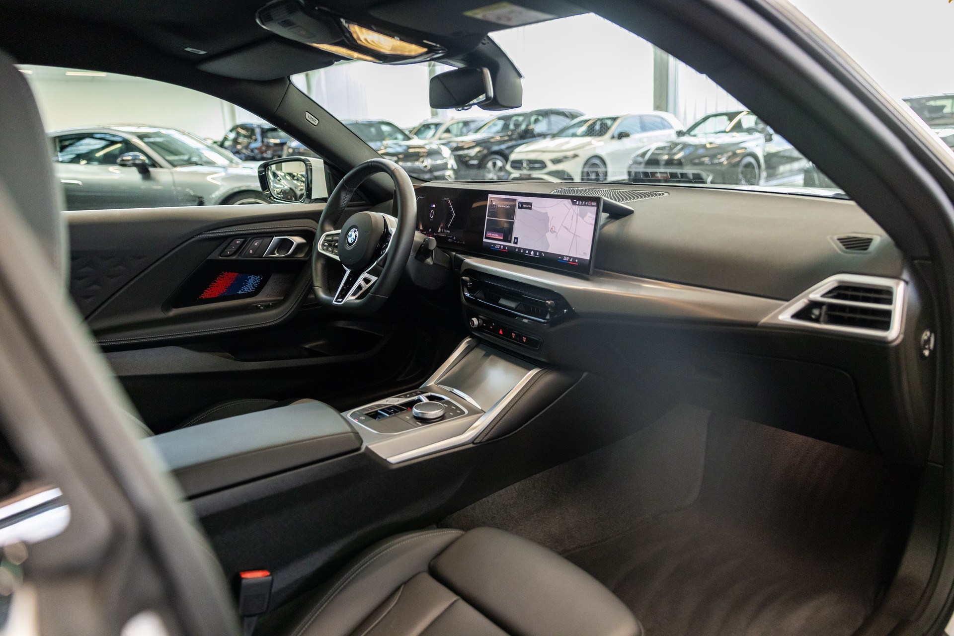 BMW 220i SAG Coupé M Sport / LCI / 360°Kamera / HeadUp / el.Sitze-image-14