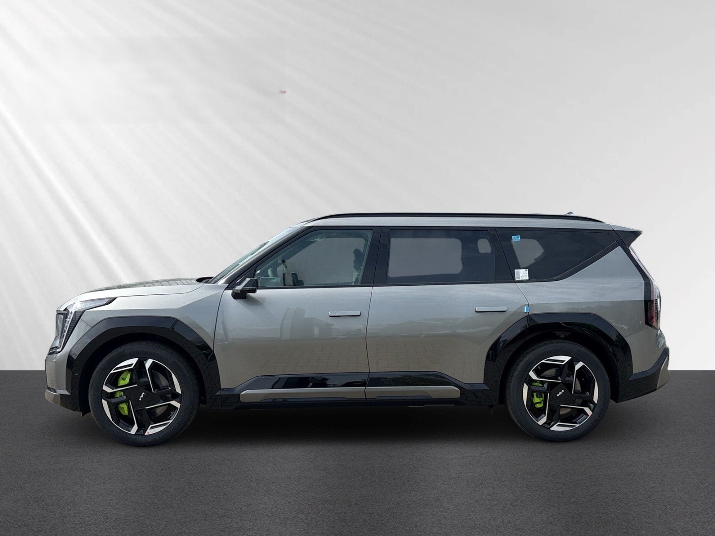 KIA EV9 99,8 kWh GT 4x4 7 Sitzer mit Sportpaket-showroom-element-2