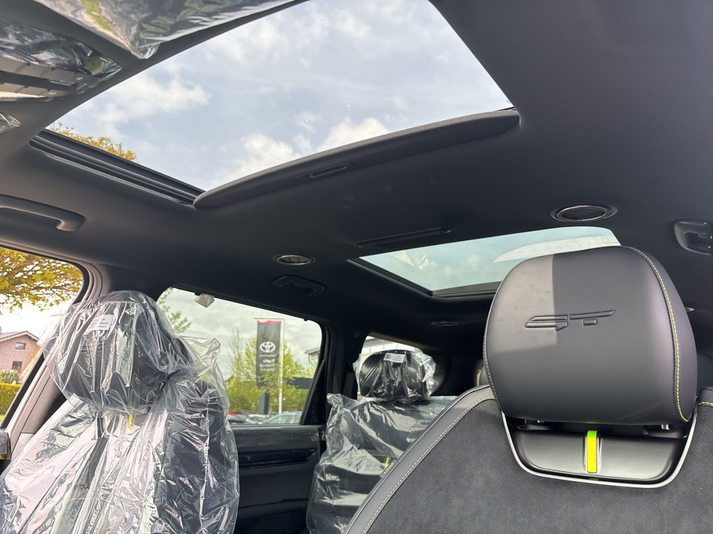 KIA EV9 99,8 kWh GT 4x4 7 Sitzer mit Sportpaket-image-9