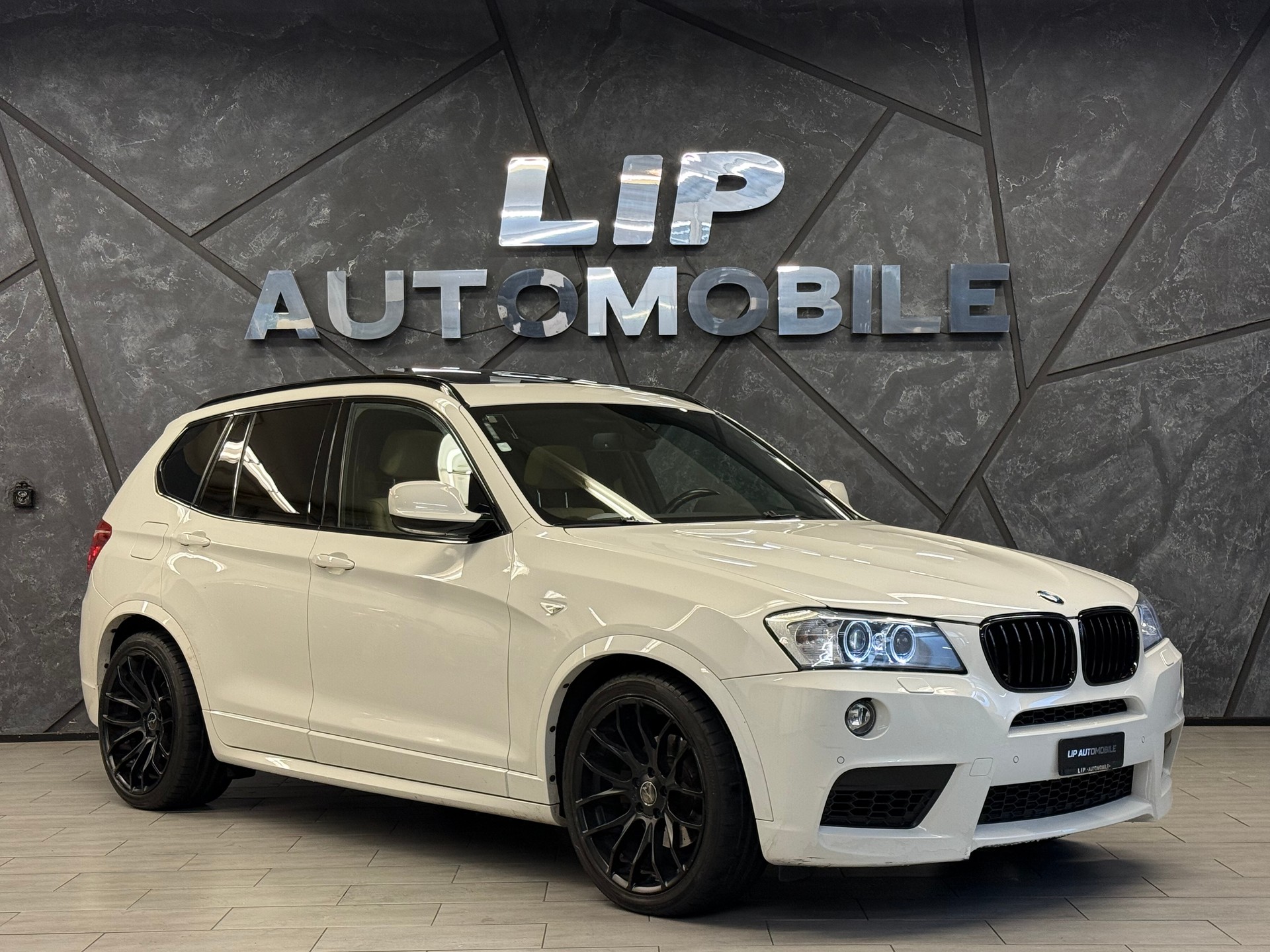 BMW X3 xDrive 35i Steptronic-showroom-element-2