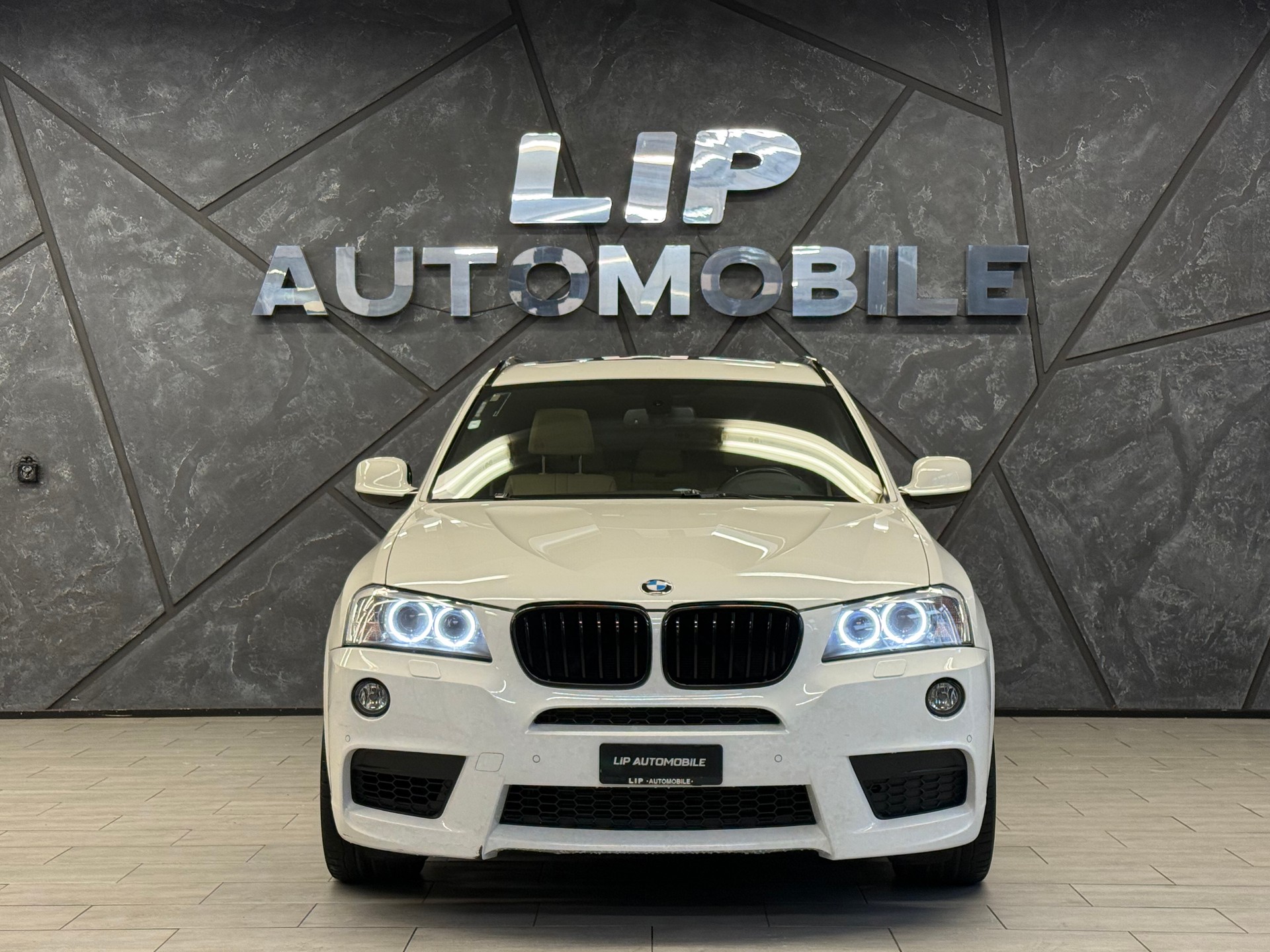BMW X3 xDrive 35i Steptronic-showroom-element-1