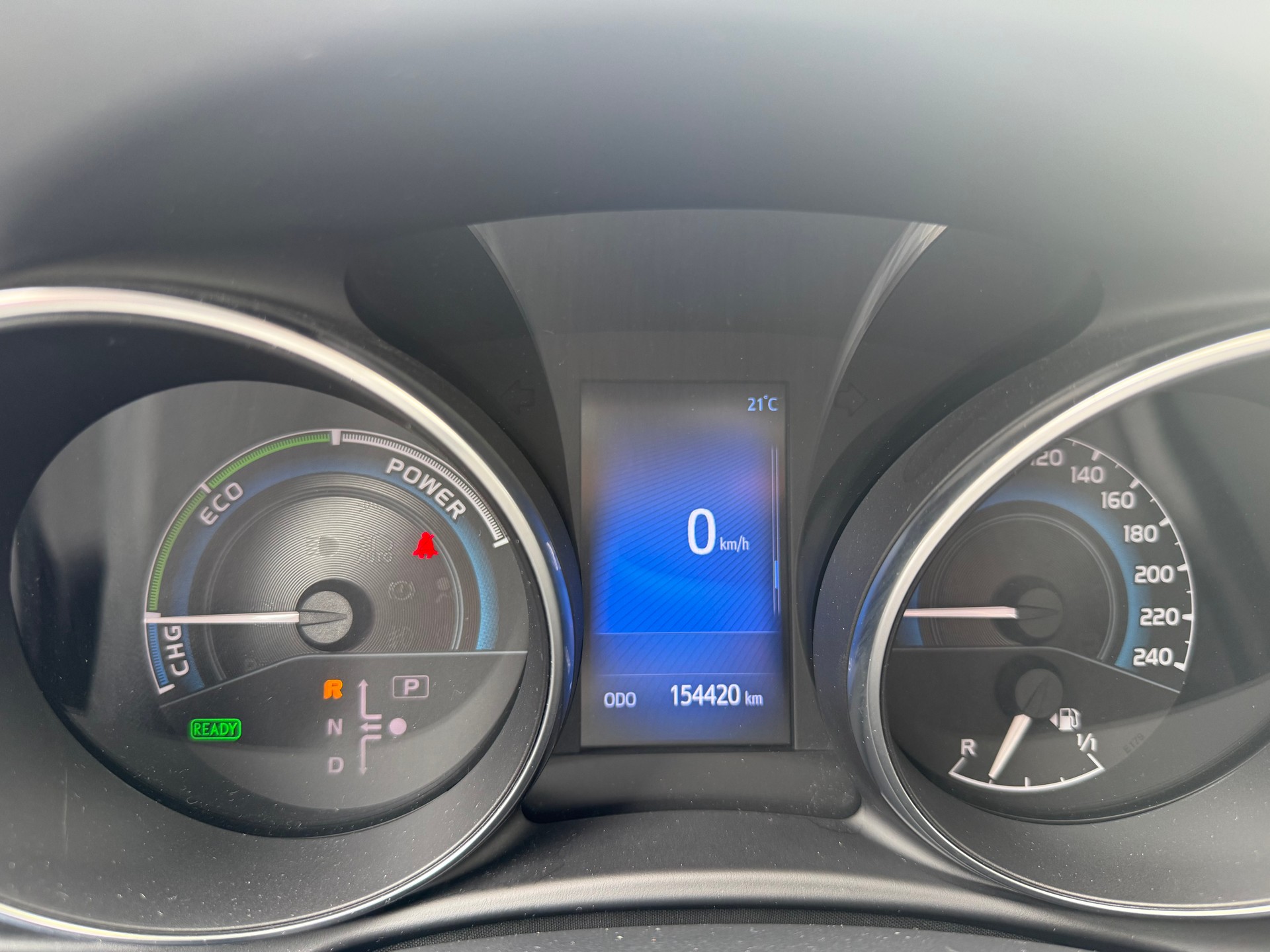 TOYOTA Auris 1.8 HSD Trend e-CVT-image-15