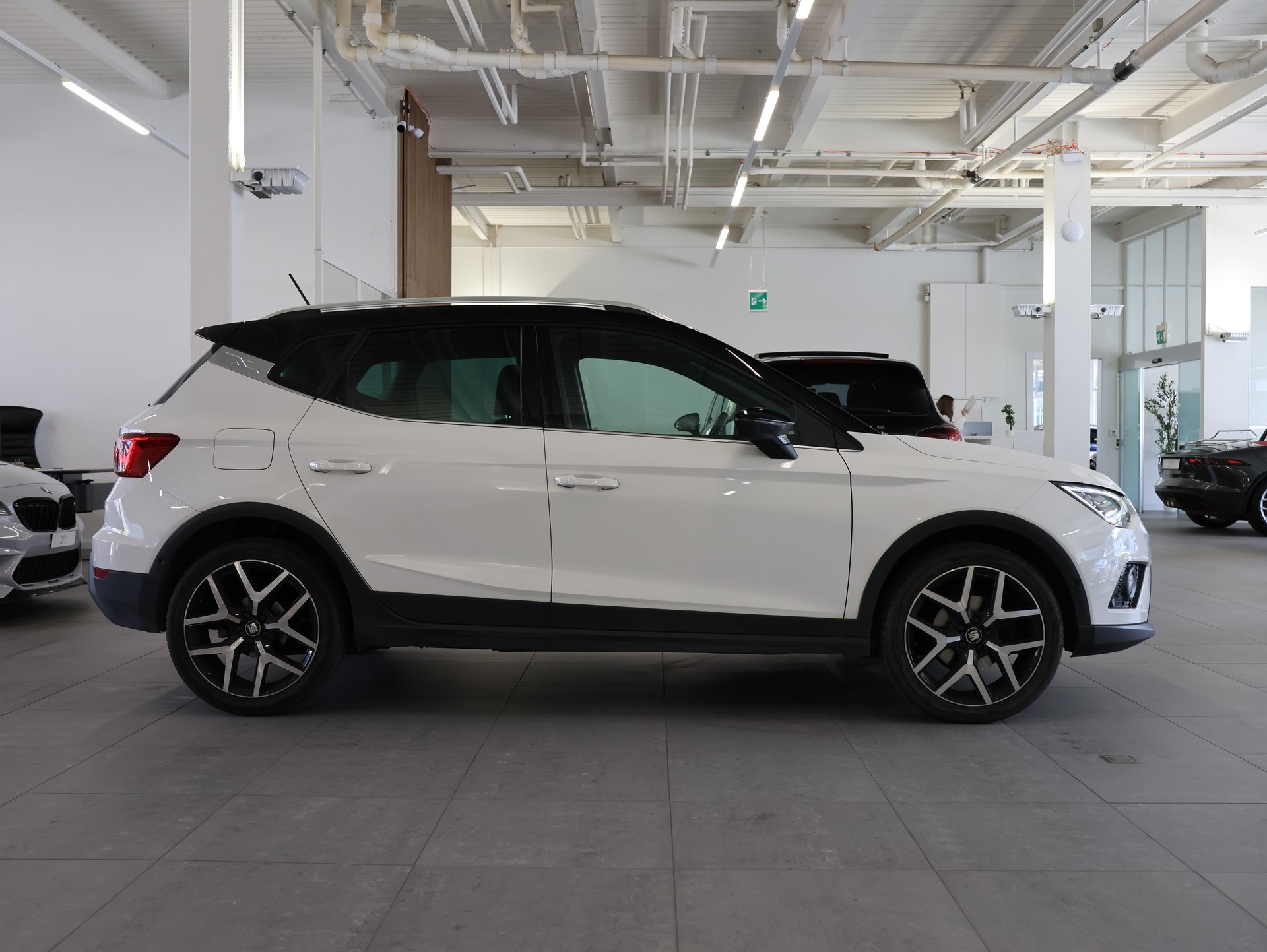 SEAT Arona 1.0 TSI Eco DSG SWISS FR *360 Kamera* *Carplay* *Sitzheizung*-image-6
