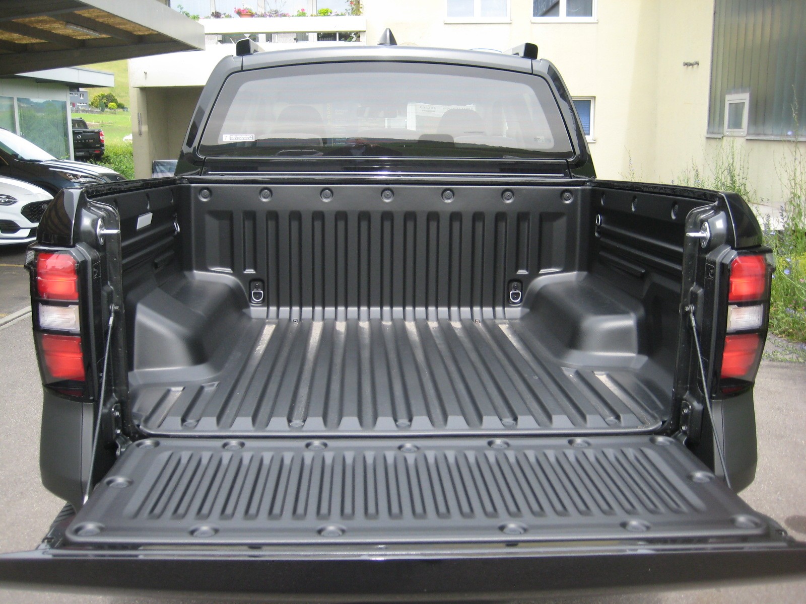KGM-SsangYong Musso 2.2 Platinum 4WD A-image-6
