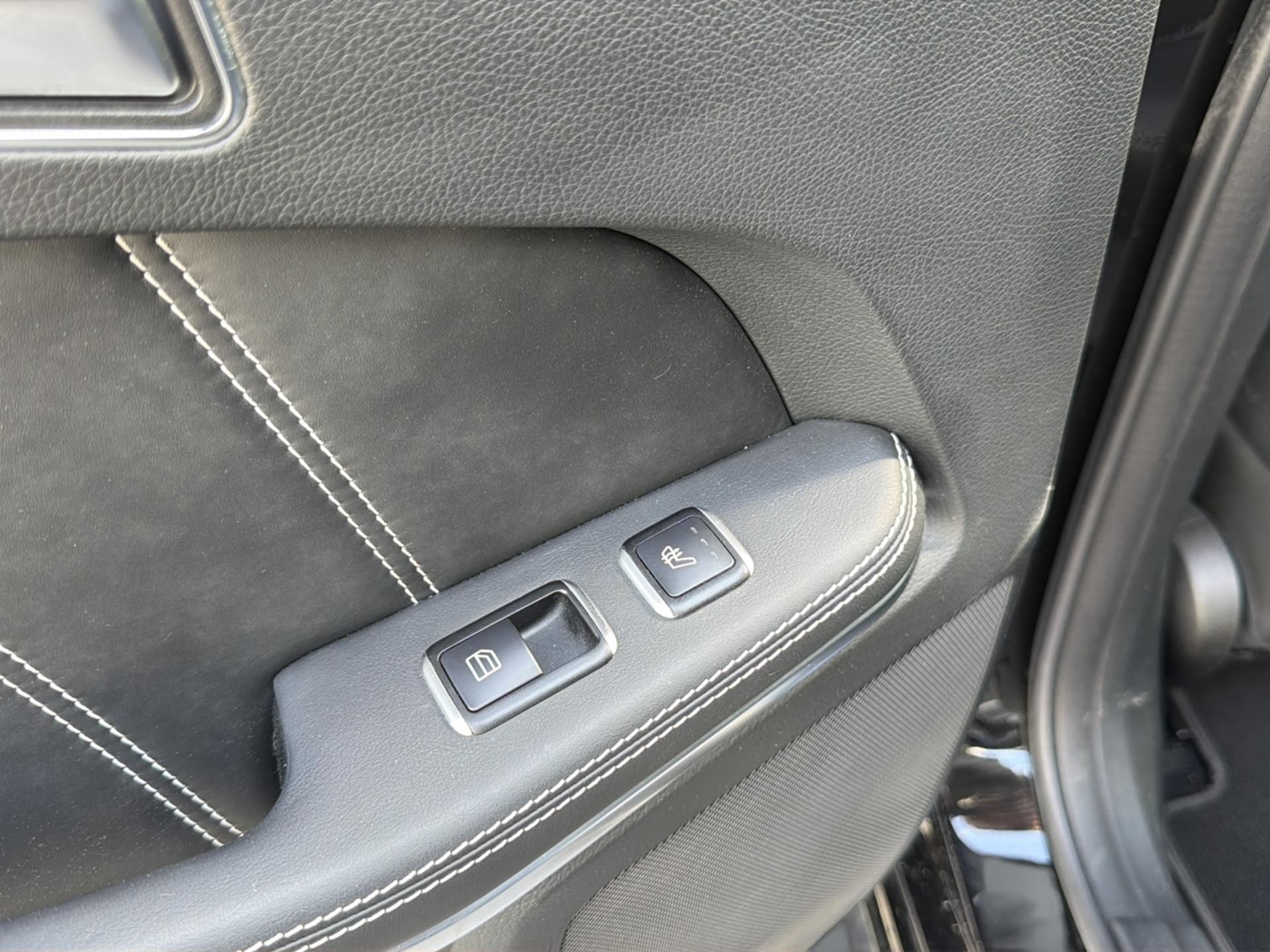 MERCEDES-BENZ E 63 AMG -Klasse Allrad (W212) S 4MATIC Aut.-image-9