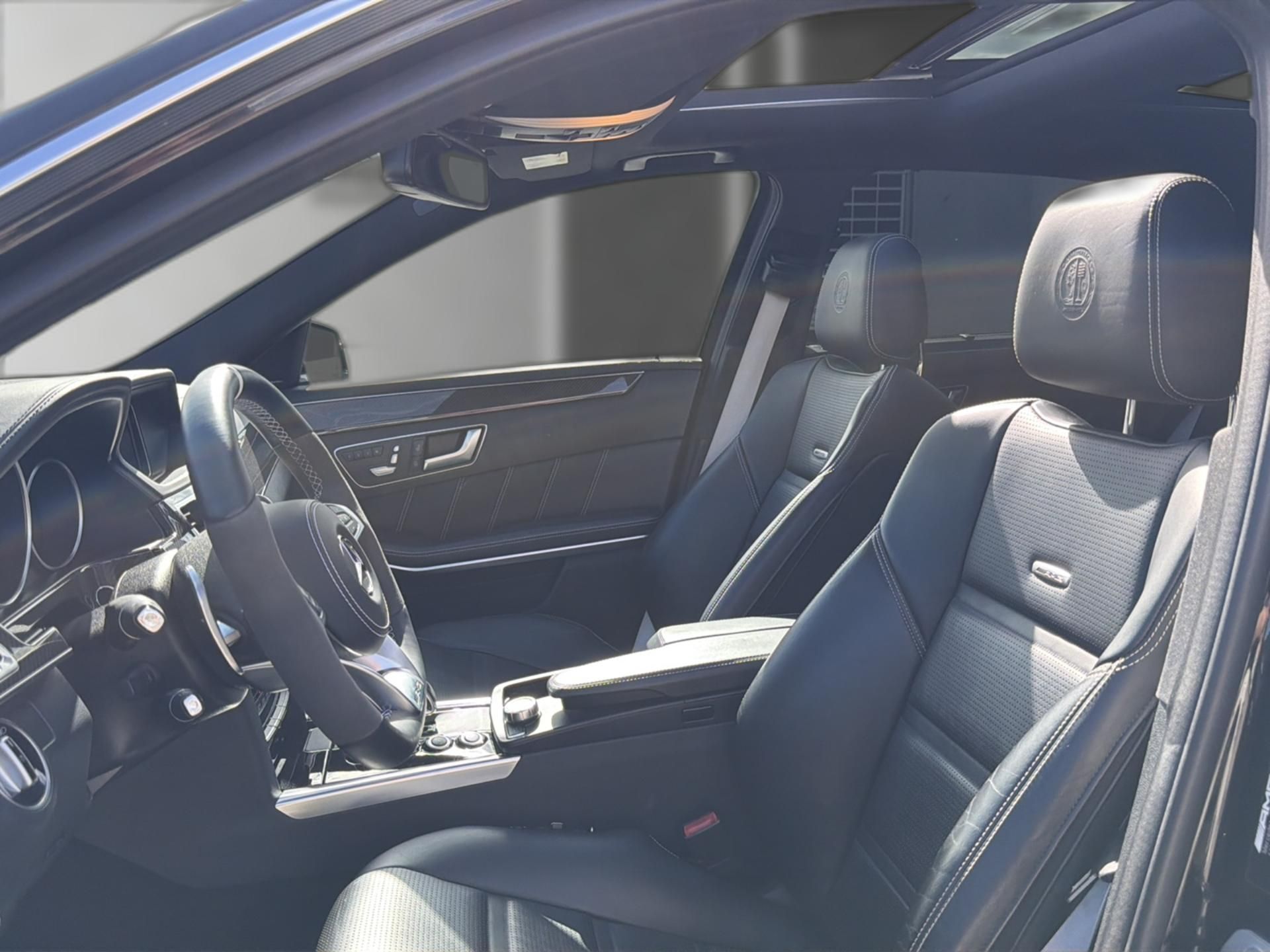 MERCEDES-BENZ E 63 AMG -Klasse Allrad (W212) S 4MATIC Aut.-image-11