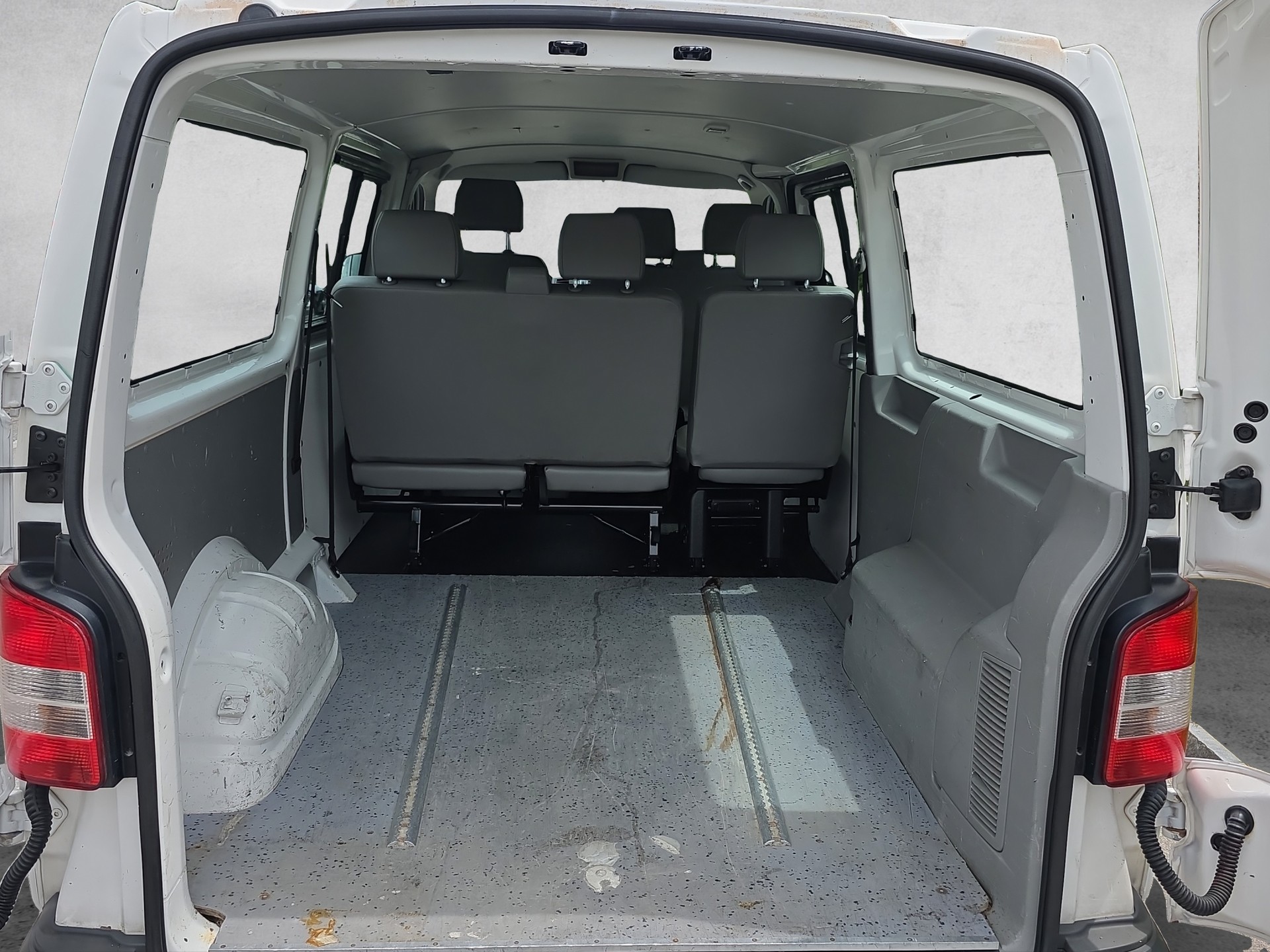 VW T5 2.0 TDI BMT 4Motion-image-14