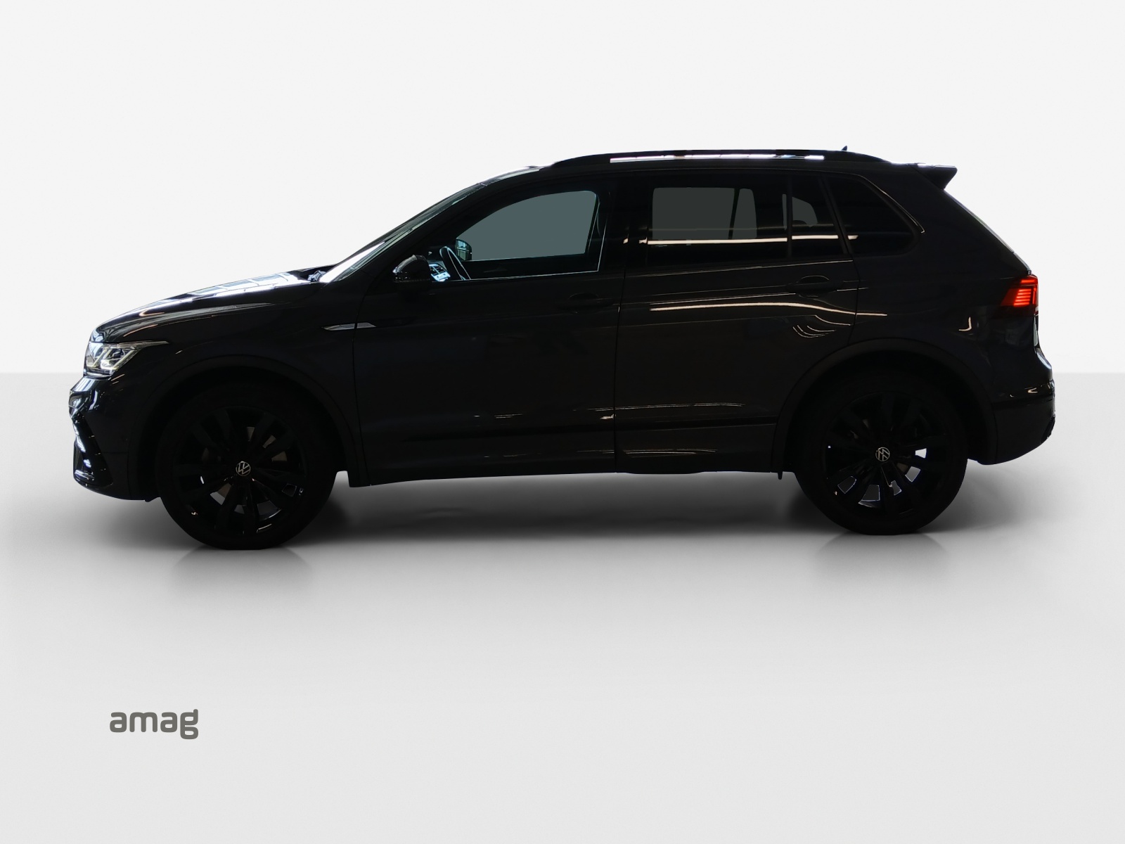 VW Tiguan 2.0 TDI SCR R-Line 4Motion DSG-showroom-element-1
