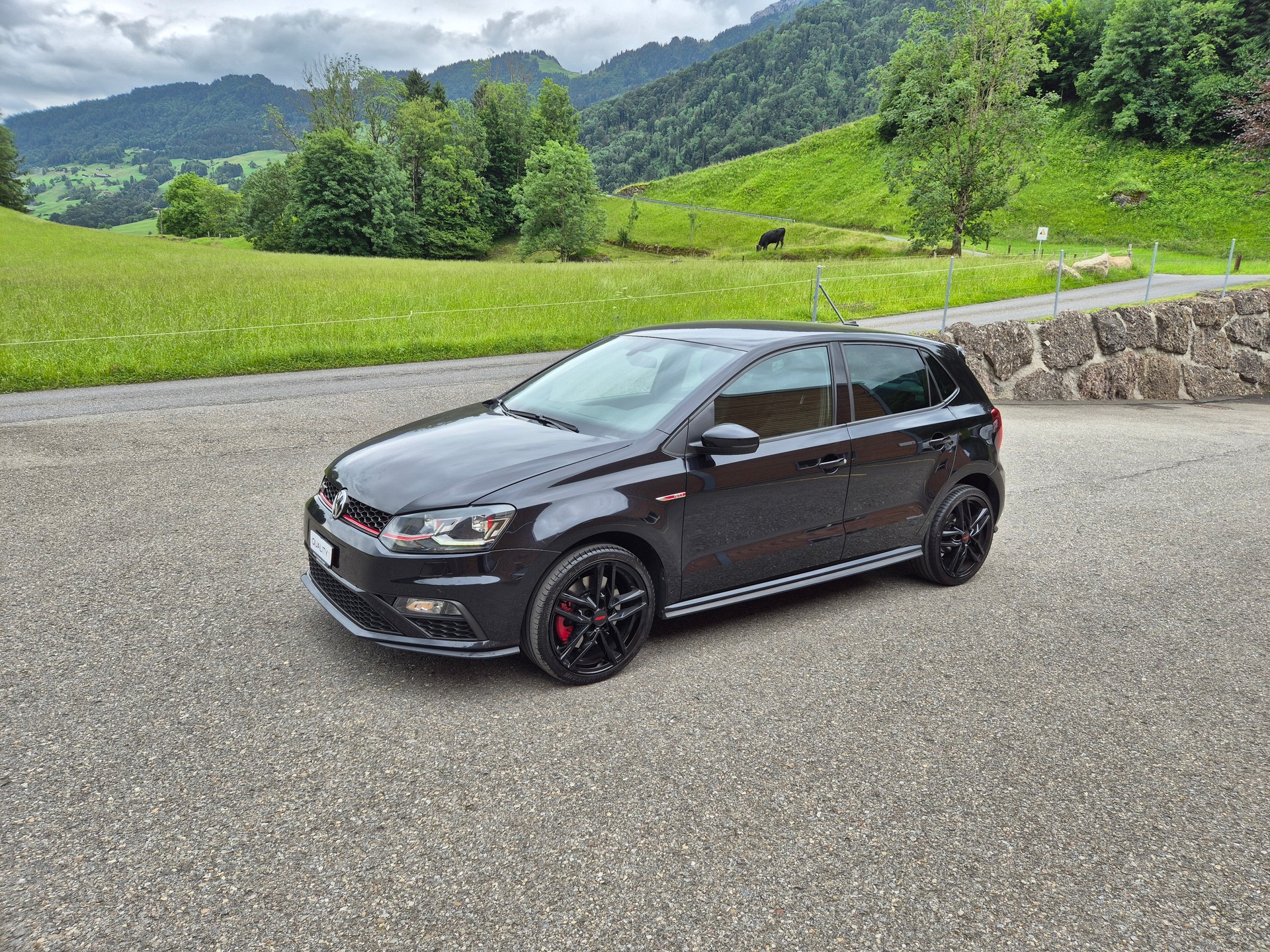 VW Polo 1.8 TSI GTI-image-1