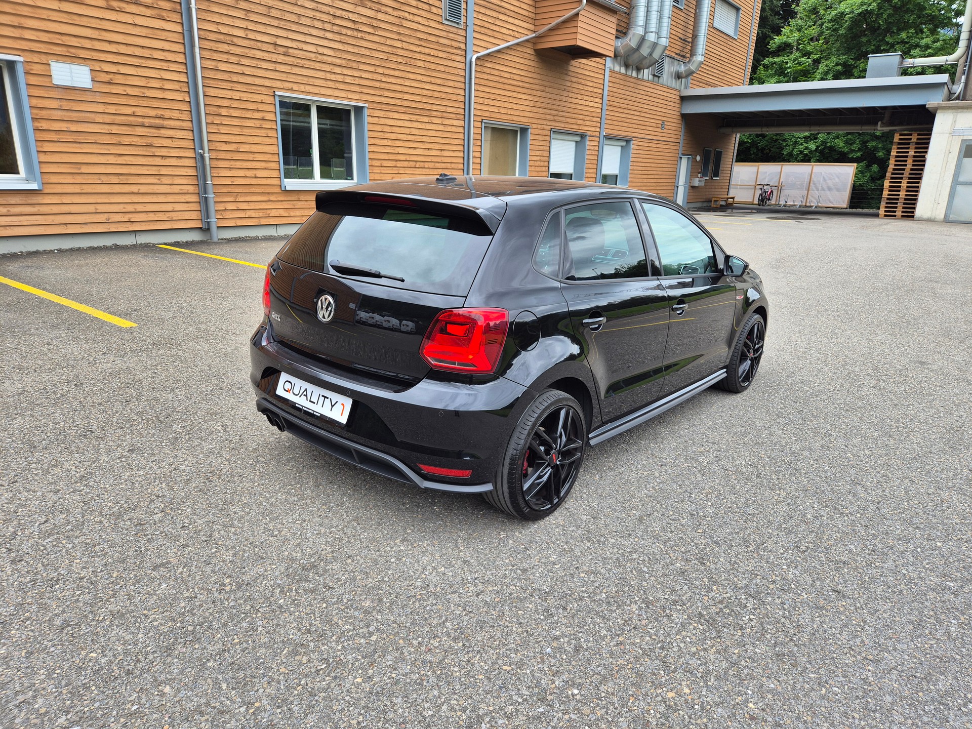 VW Polo 1.8 TSI GTI-image-3