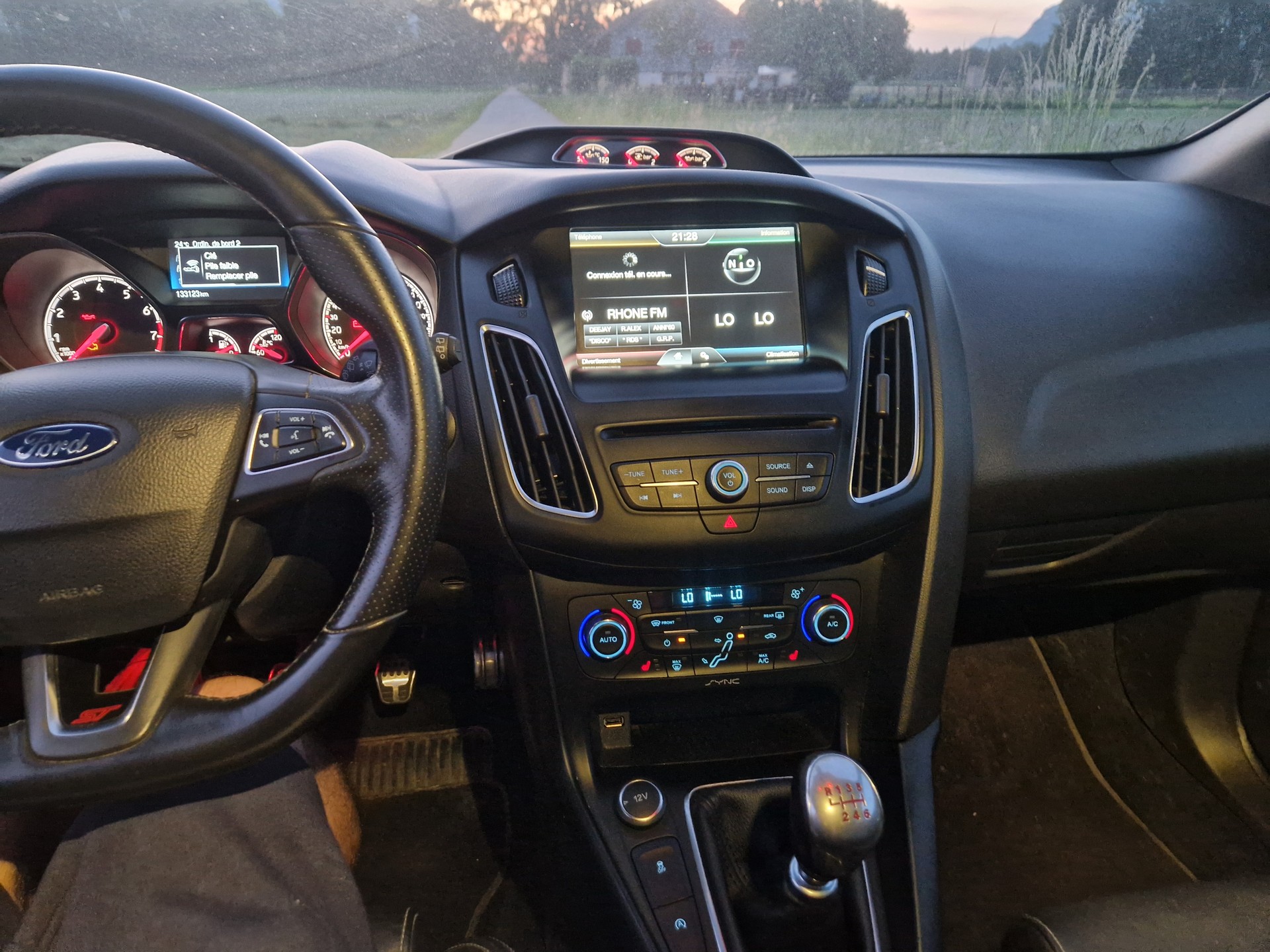 FORD Focus 2.0 SCTi ST3-image-8