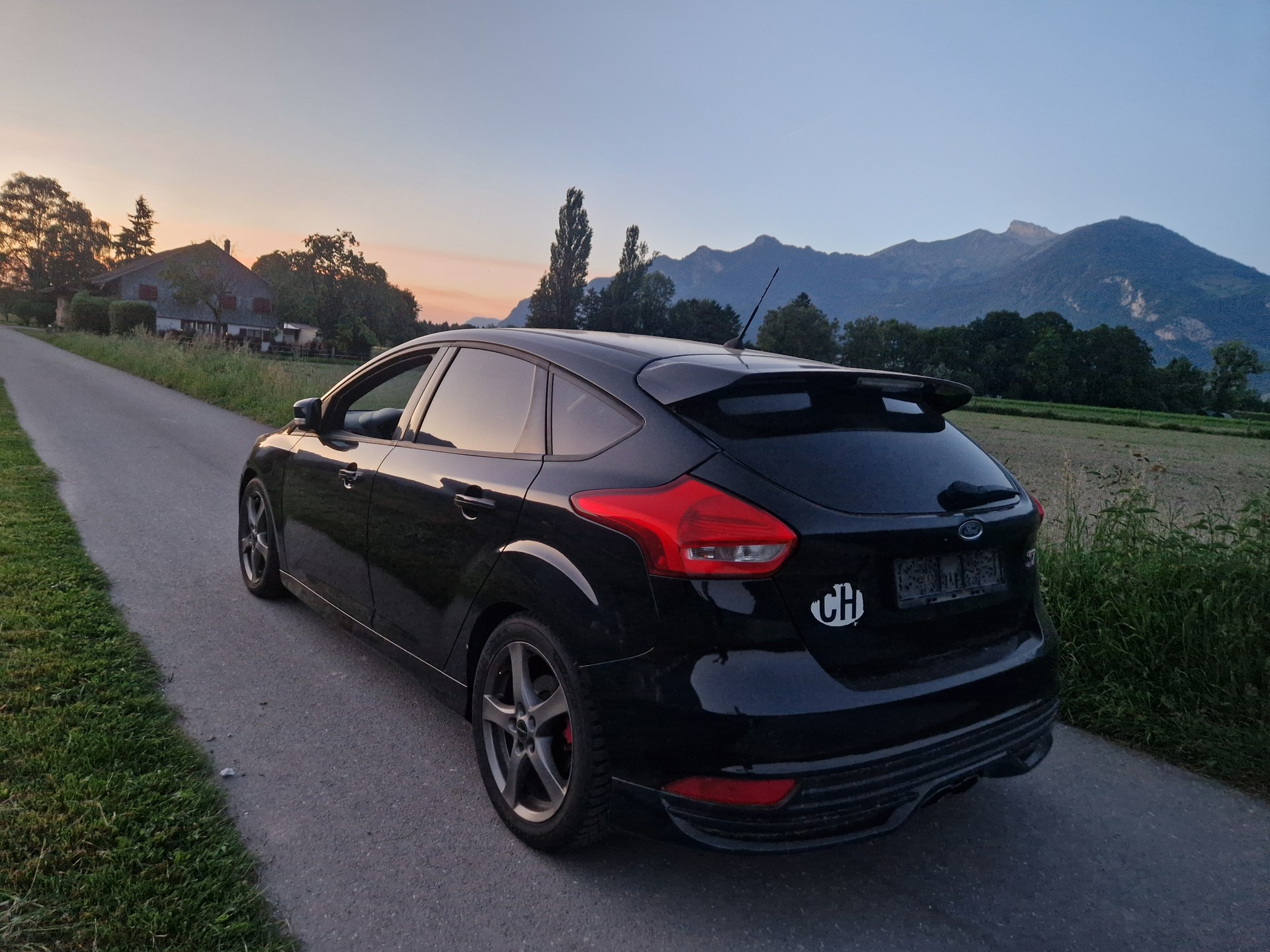 FORD Focus 2.0 SCTi ST3-image-5