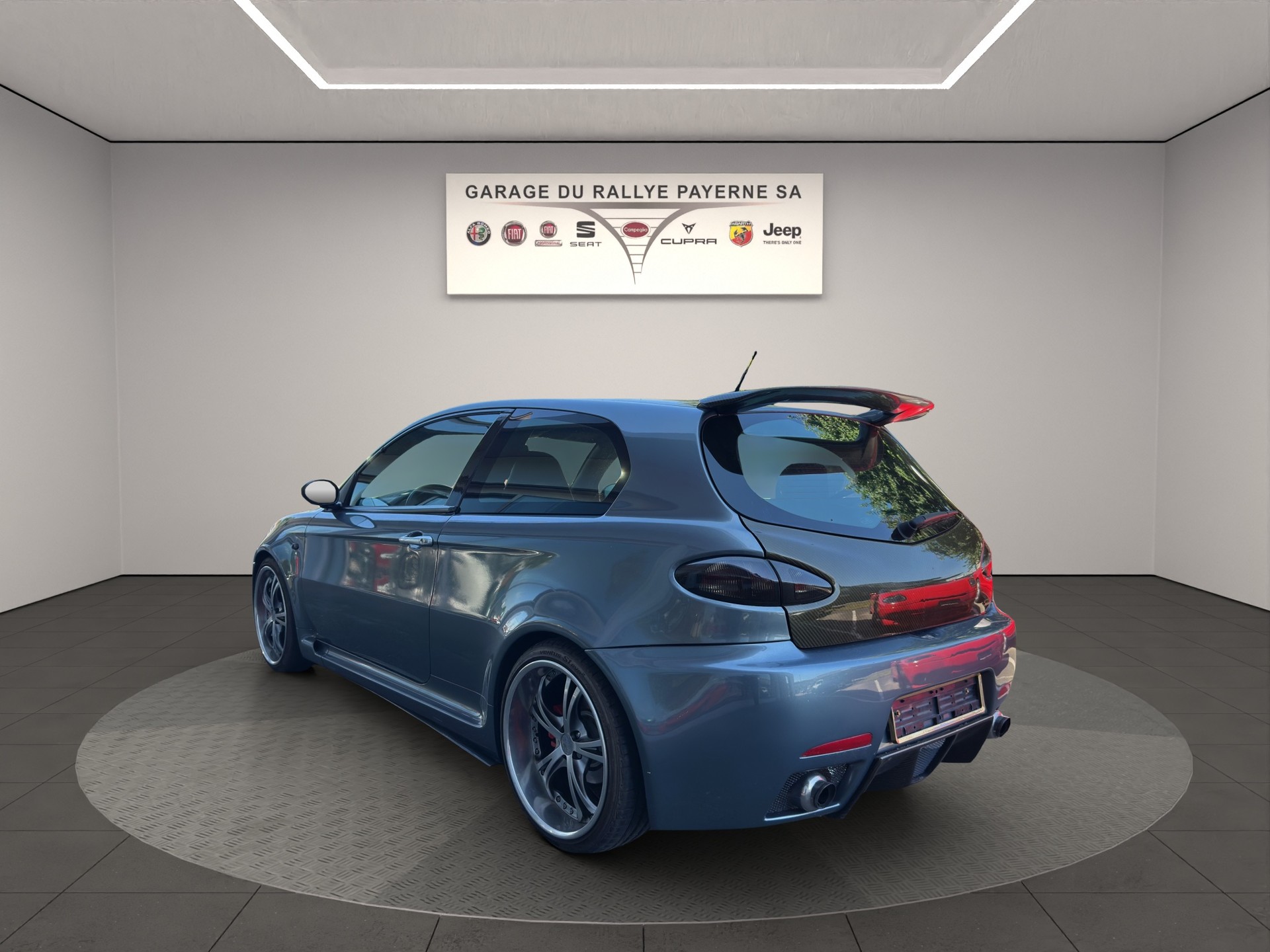 ALFA ROMEO 147 3.2 GTA-showroom-element-2