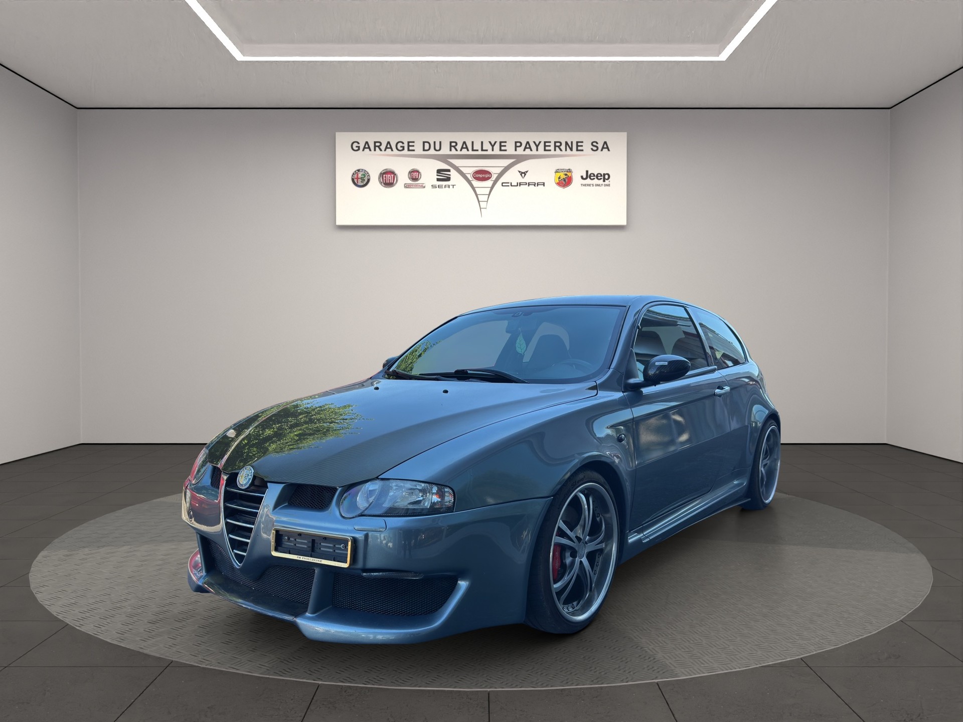 ALFA ROMEO 147 3.2 GTA-showroom-element-1