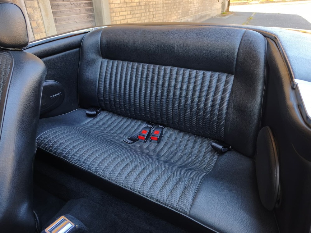 TRIUMPH Stag-image-8