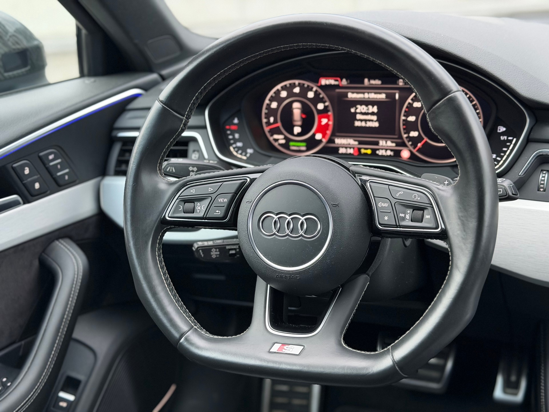 AUDI S4 Avant 3.0 TFSI quattro tiptronic-image-20