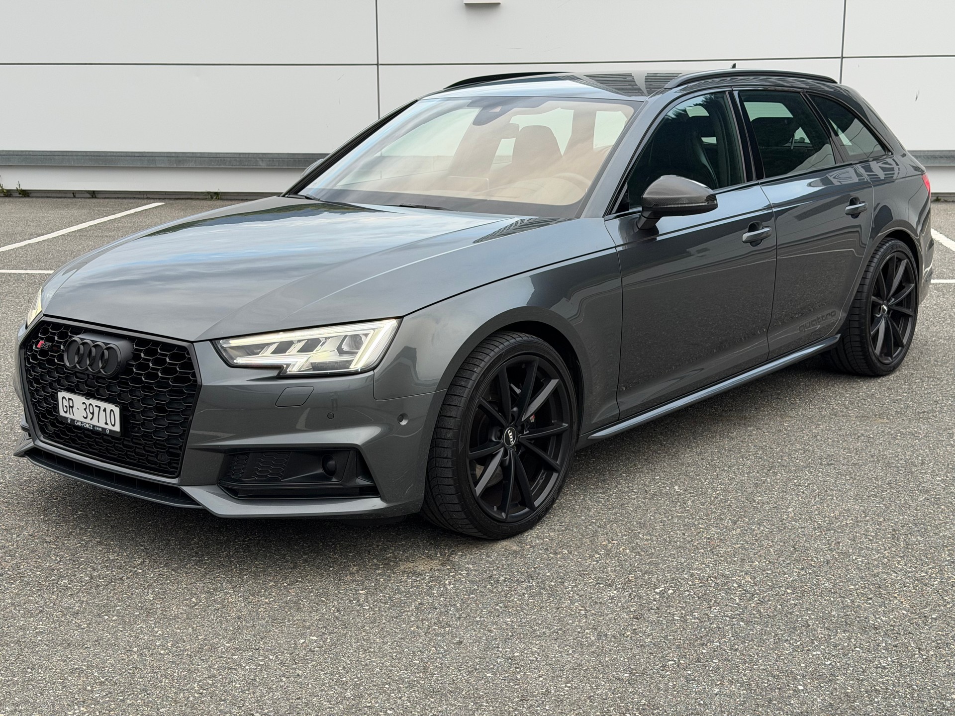 AUDI S4 Avant 3.0 TFSI quattro tiptronic-showroom-element-1