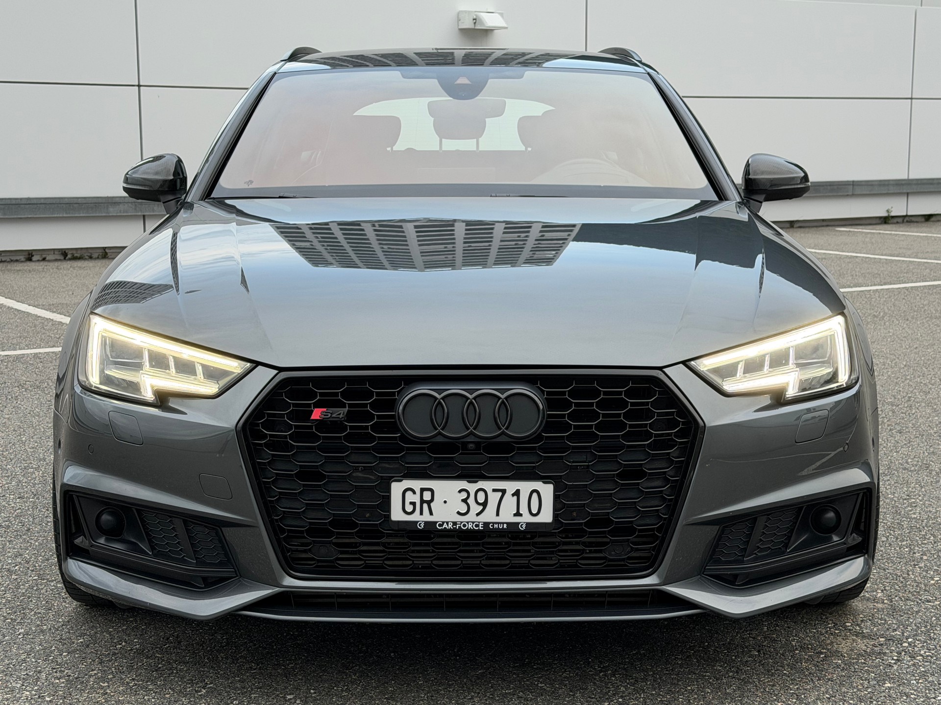 AUDI S4 Avant 3.0 TFSI quattro tiptronic-image-8