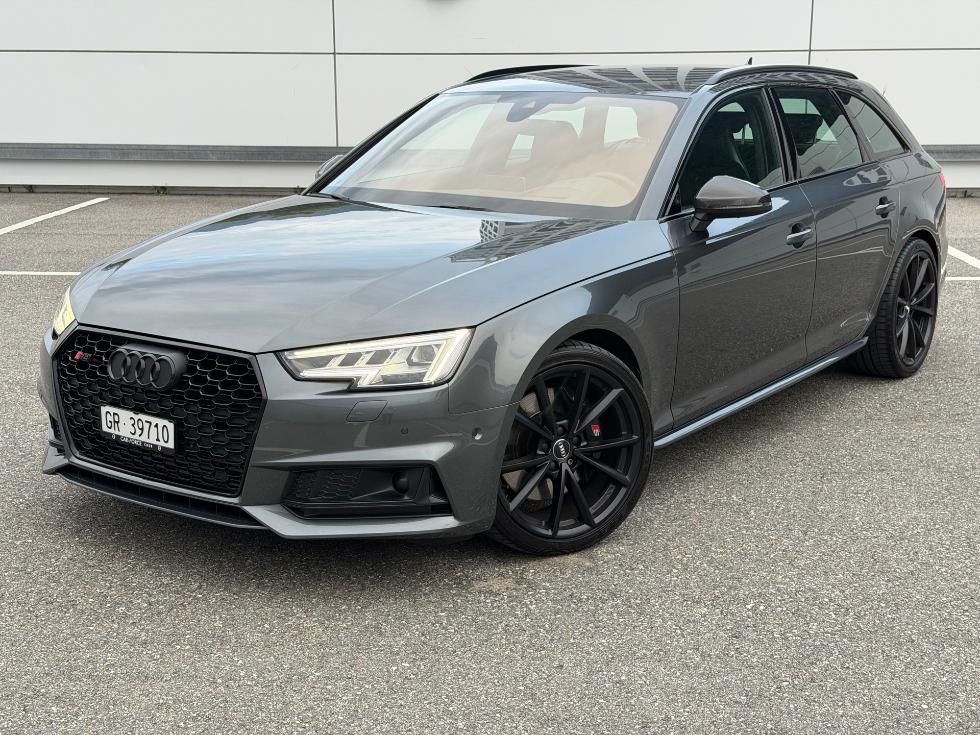 AUDI S4 Avant 3.0 TFSI quattro tiptronic
