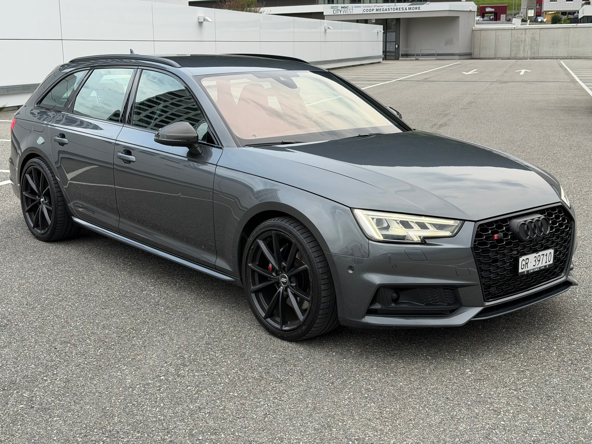 AUDI S4 Avant 3.0 TFSI quattro tiptronic-image-7
