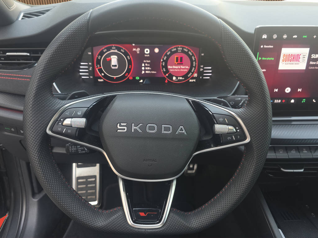 SKODA Octavia Combi 2.0 TSI RS DSG-image-14