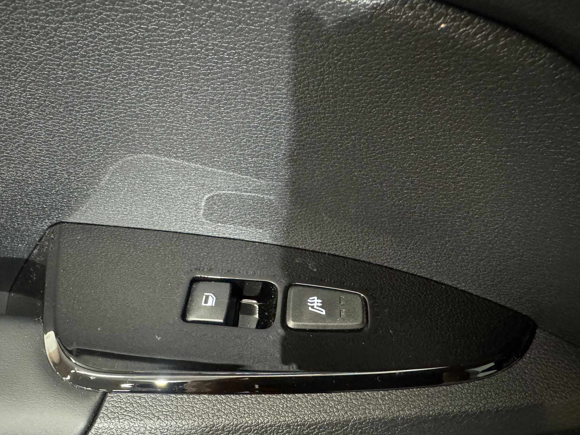 KIA Sportage 1.6 T-GDi PHEV Power Edition-image-11