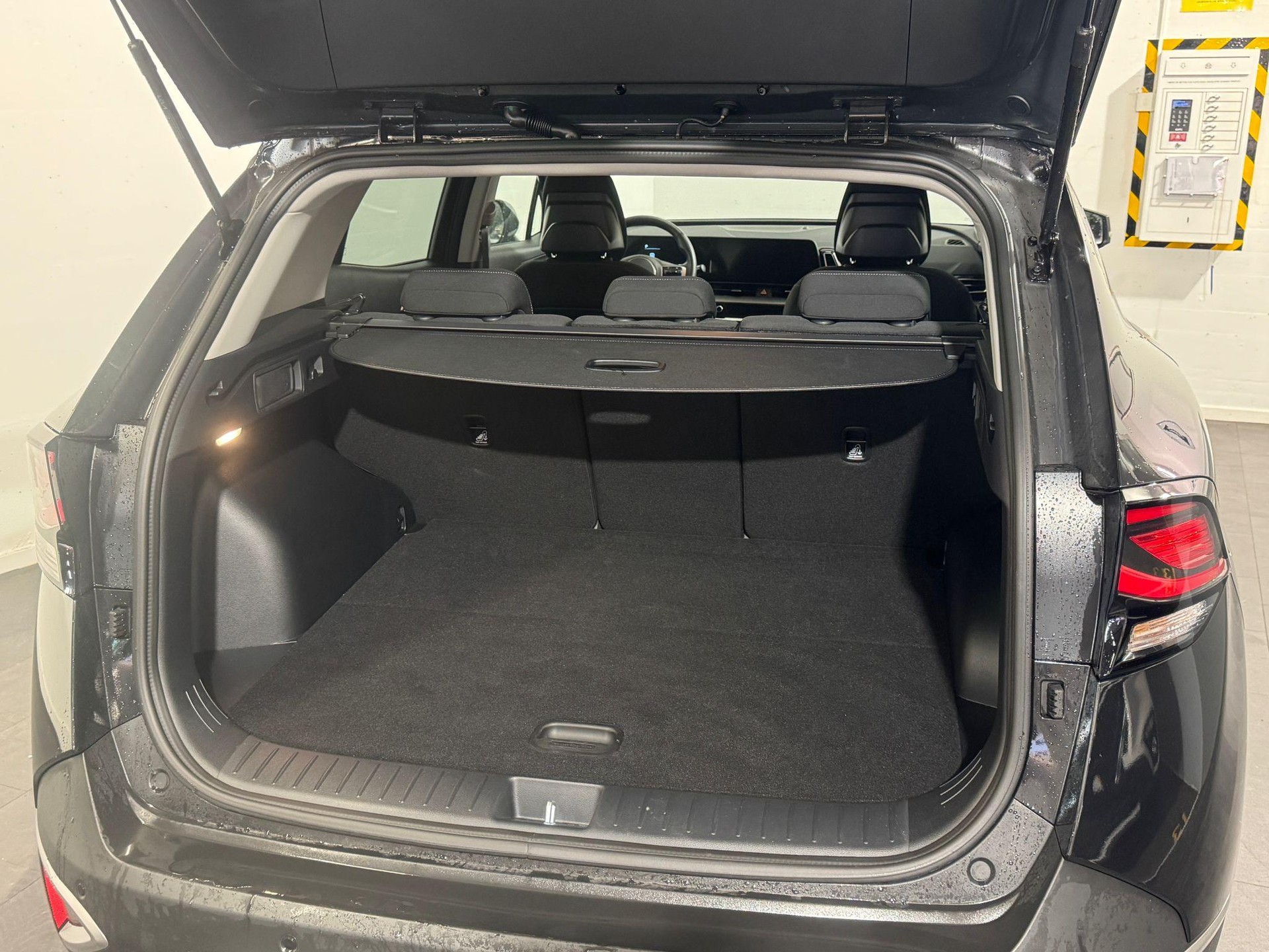 KIA Sportage 1.6 T-GDi PHEV Power Edition 4 x roues hiver alu complètes offert-image-13