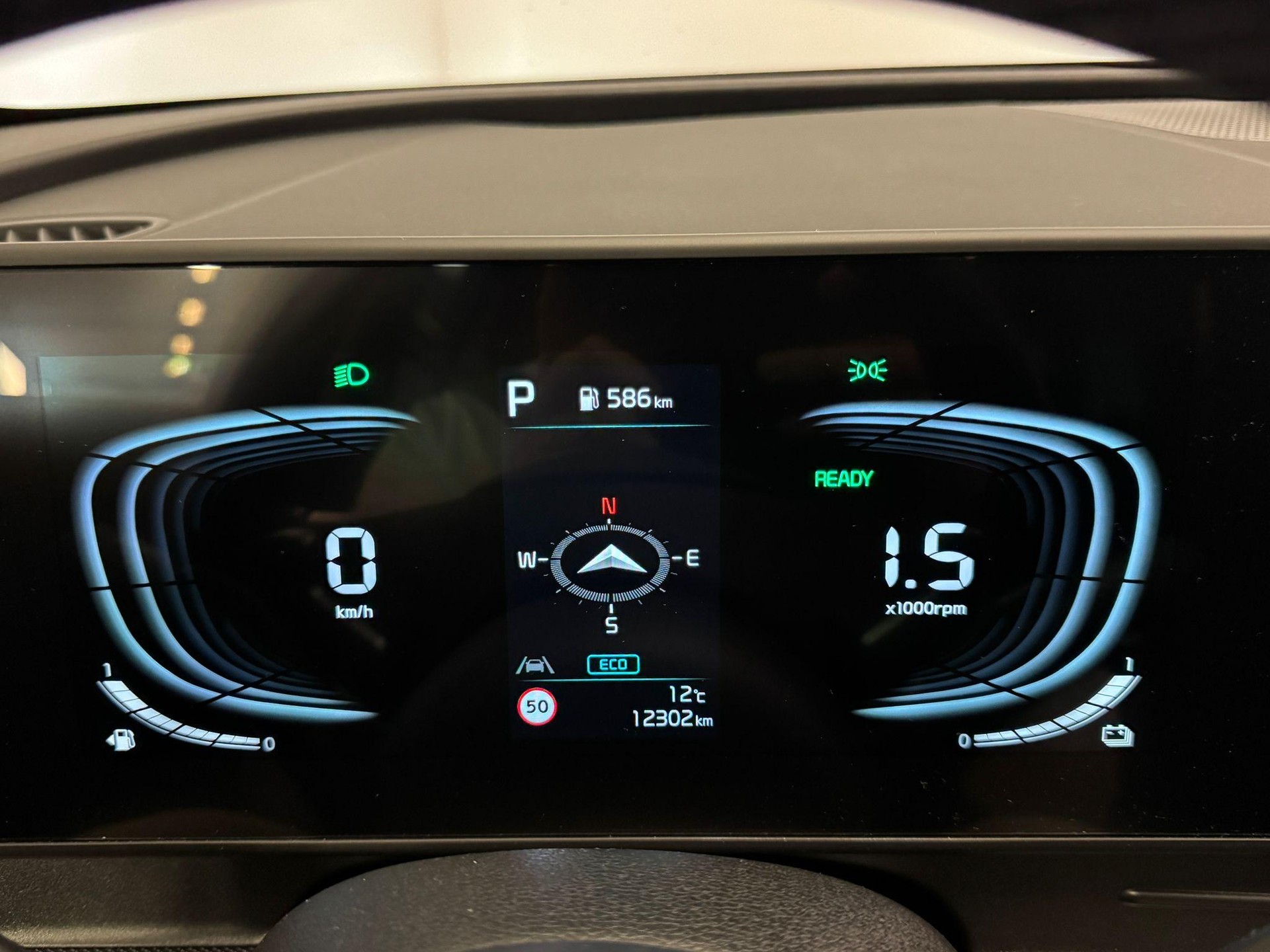 KIA Sportage 1.6 T-GDi PHEV Power Edition-image-6