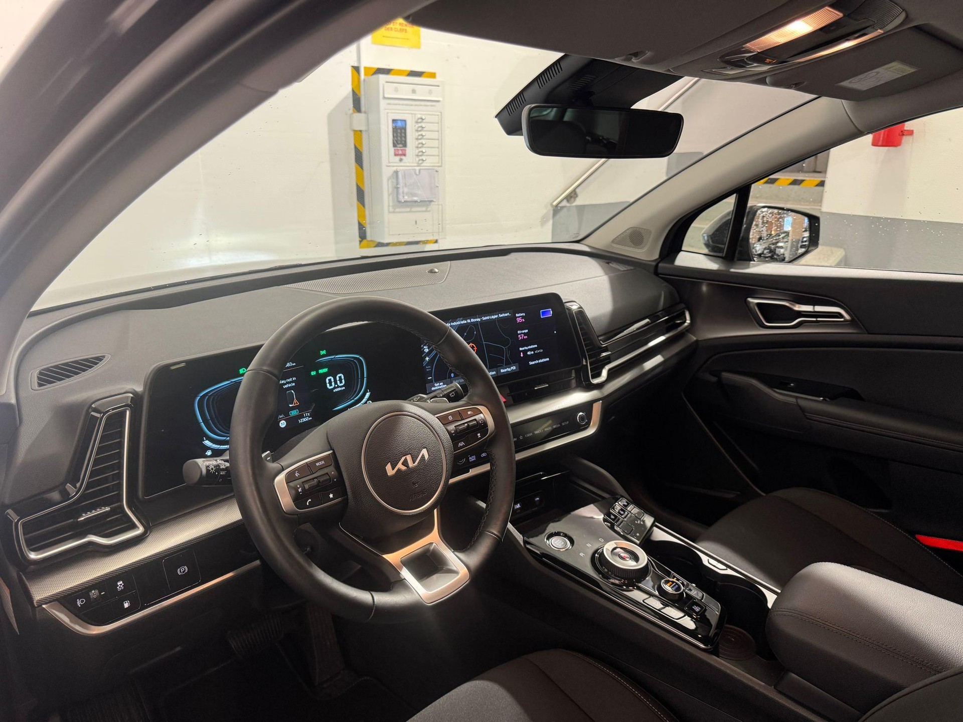 KIA Sportage 1.6 T-GDi PHEV Power Edition-showroom-element-3