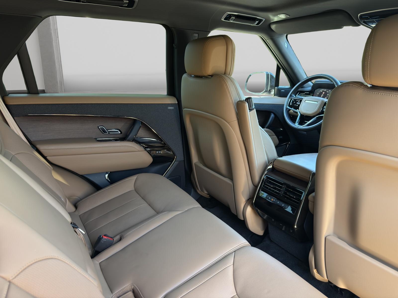 LAND ROVER Range Rover Sport 3.0 I6 250 SE / 1.99% Leasing / Gratis Service Paket-image-14