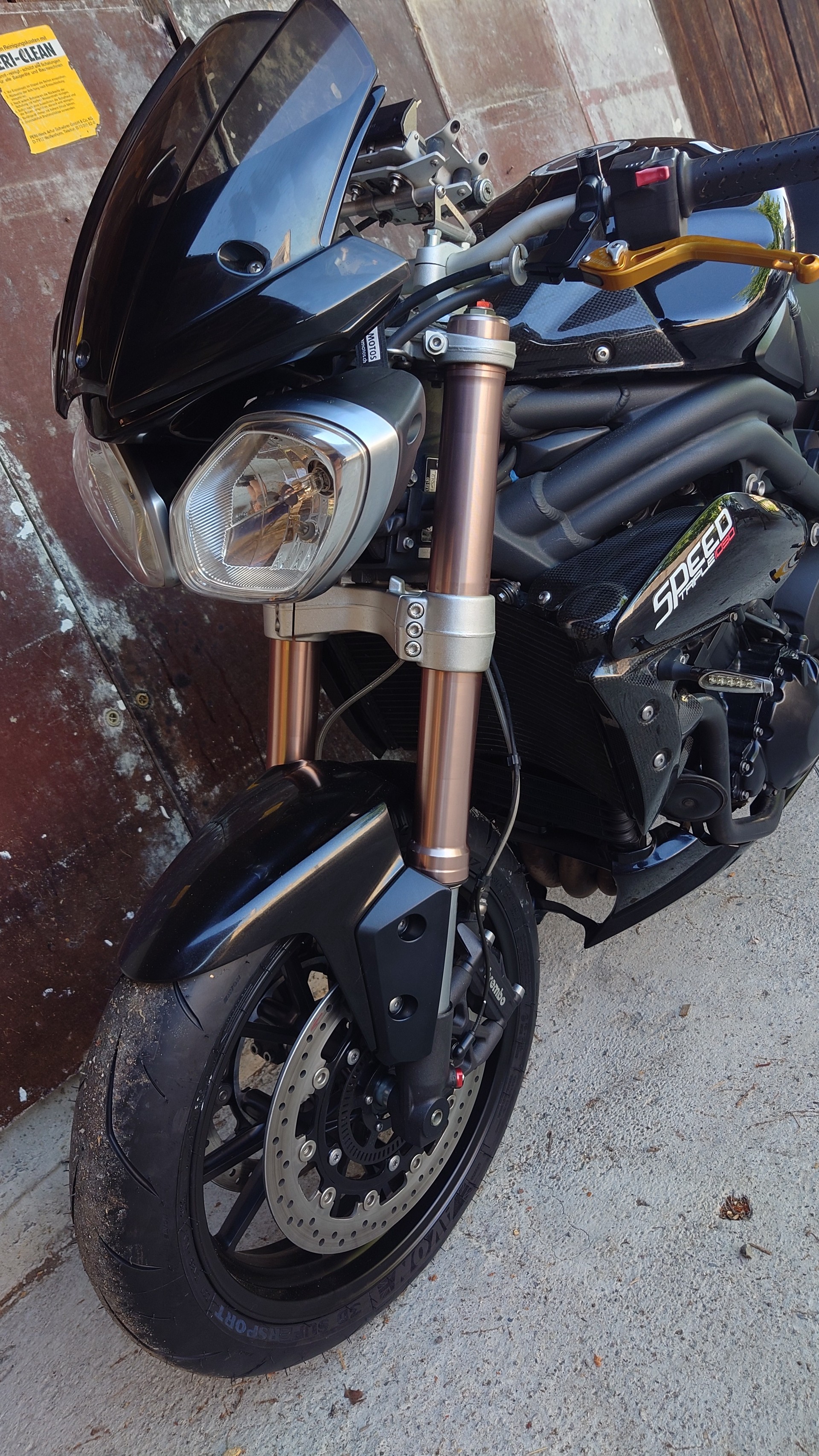 TRIUMPH Speed Triple 1050 ABS-image-7