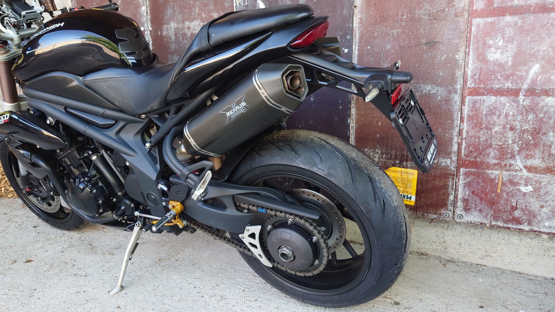TRIUMPH Speed Triple 1050 ABS-image-10