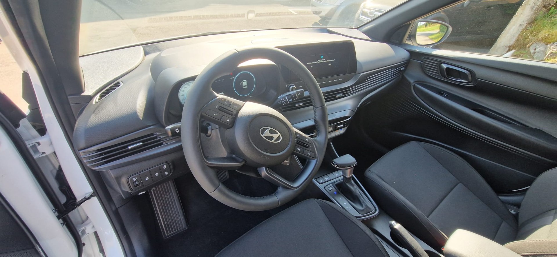 HYUNDAI i20 1.0 T-GDi Amplia DCT-image-6