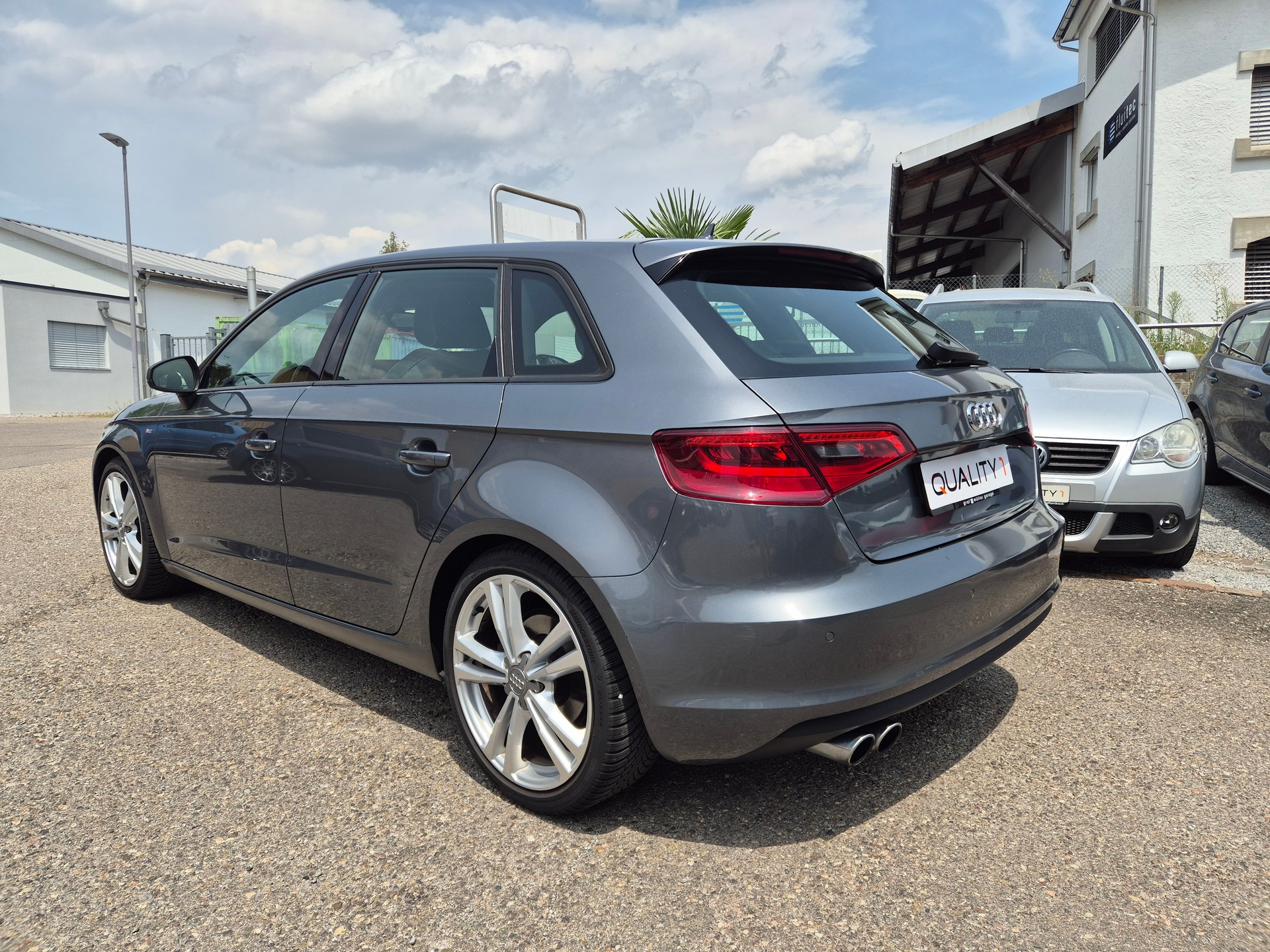AUDI A3 Sportback 1.4 TFSI Ambition S-tronic-image-8