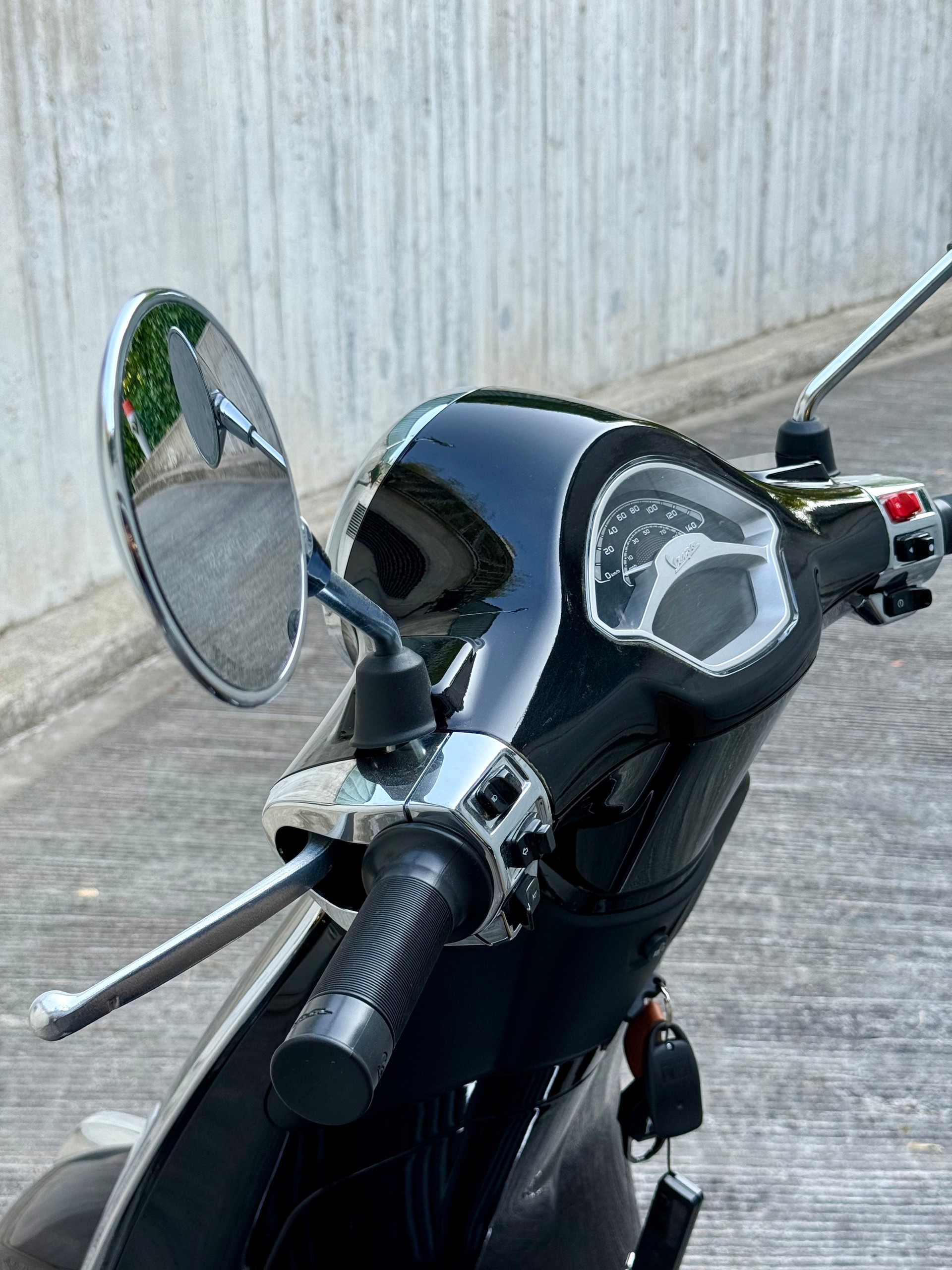 PIAGGIO Vespa 125 Primavera ABS-image-8