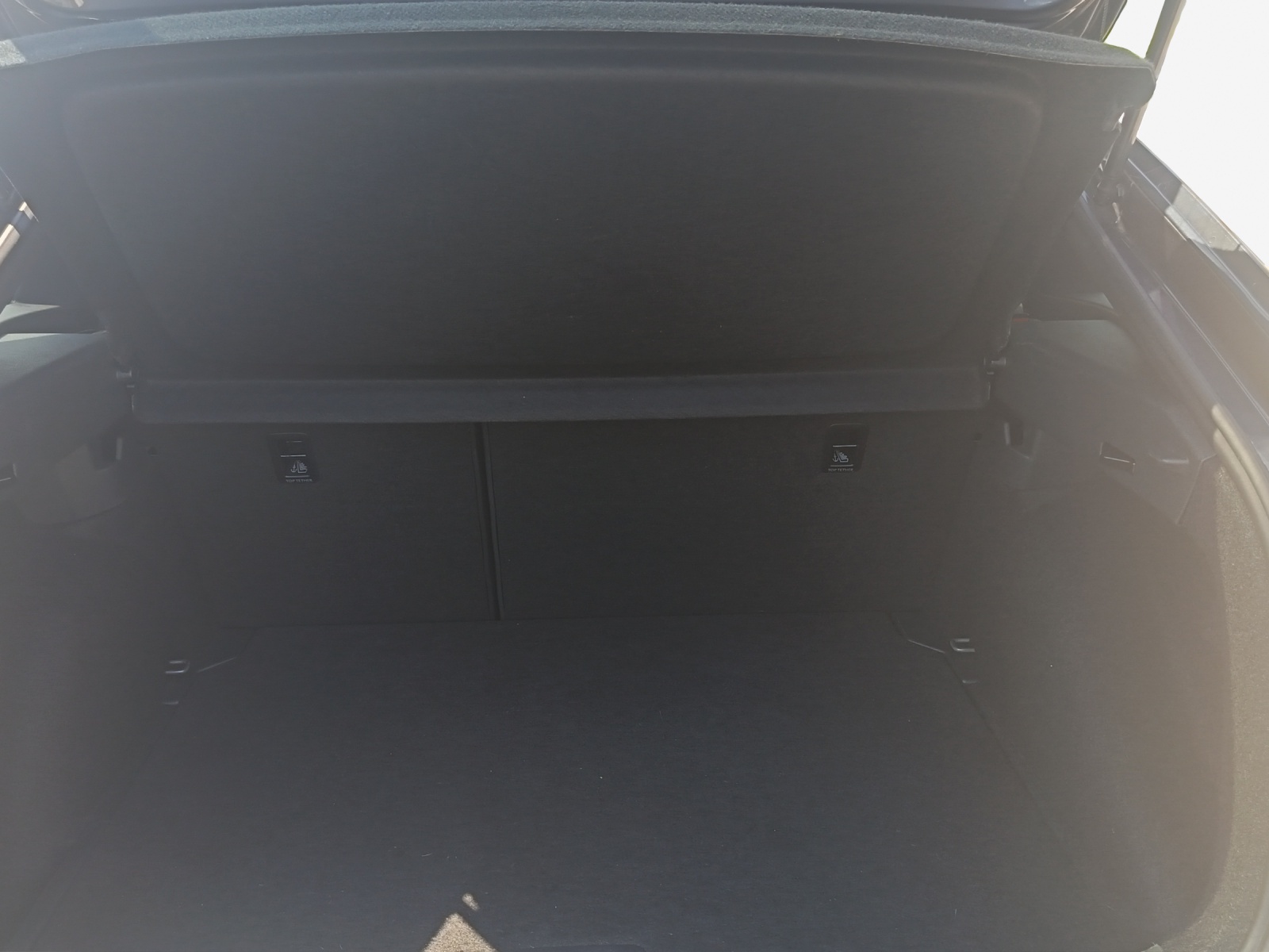 VW Taigo 1.0 TSI R-Line DSG-image-11