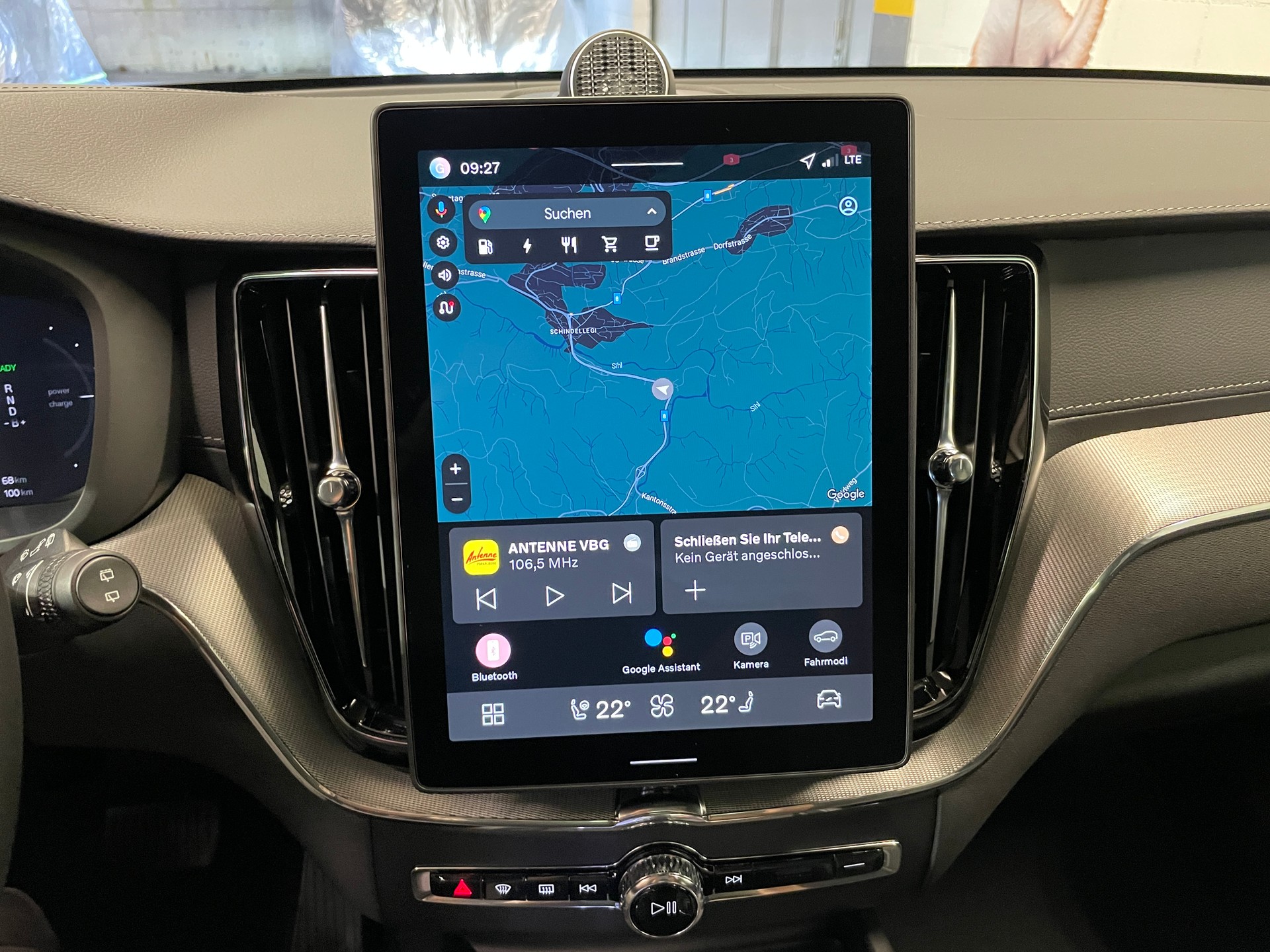 VOLVO XC60 T6 eAWD PluginHybrid Ultra Black Geartronic-image-18