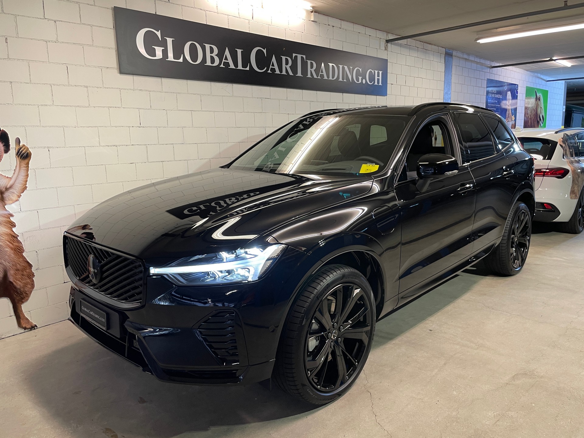 VOLVO XC60 T6 eAWD PluginHybrid Ultra Black Geartronic