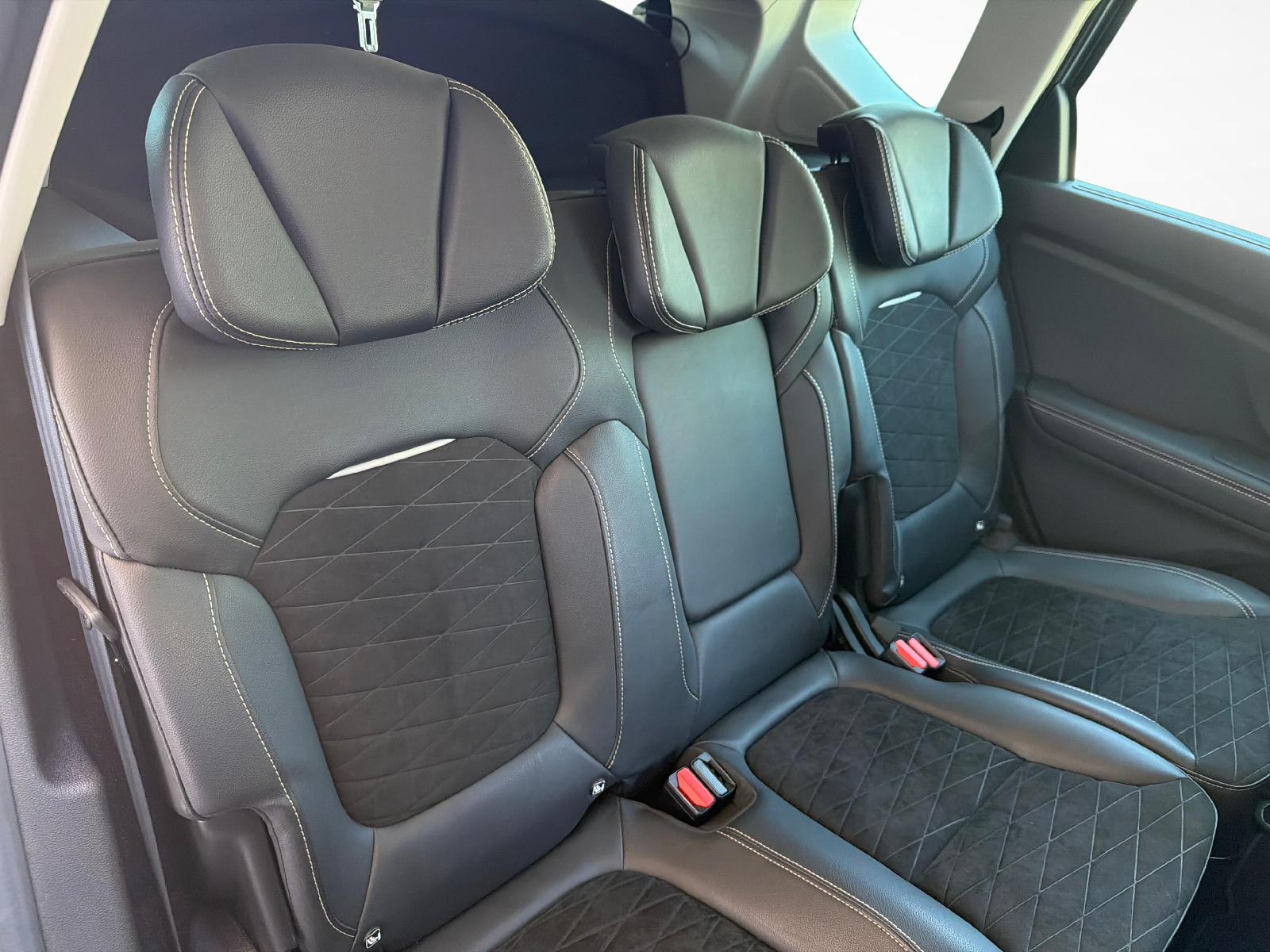 RENAULT Scénic 1.3 TCe 140 Black Edition EDC-image-10