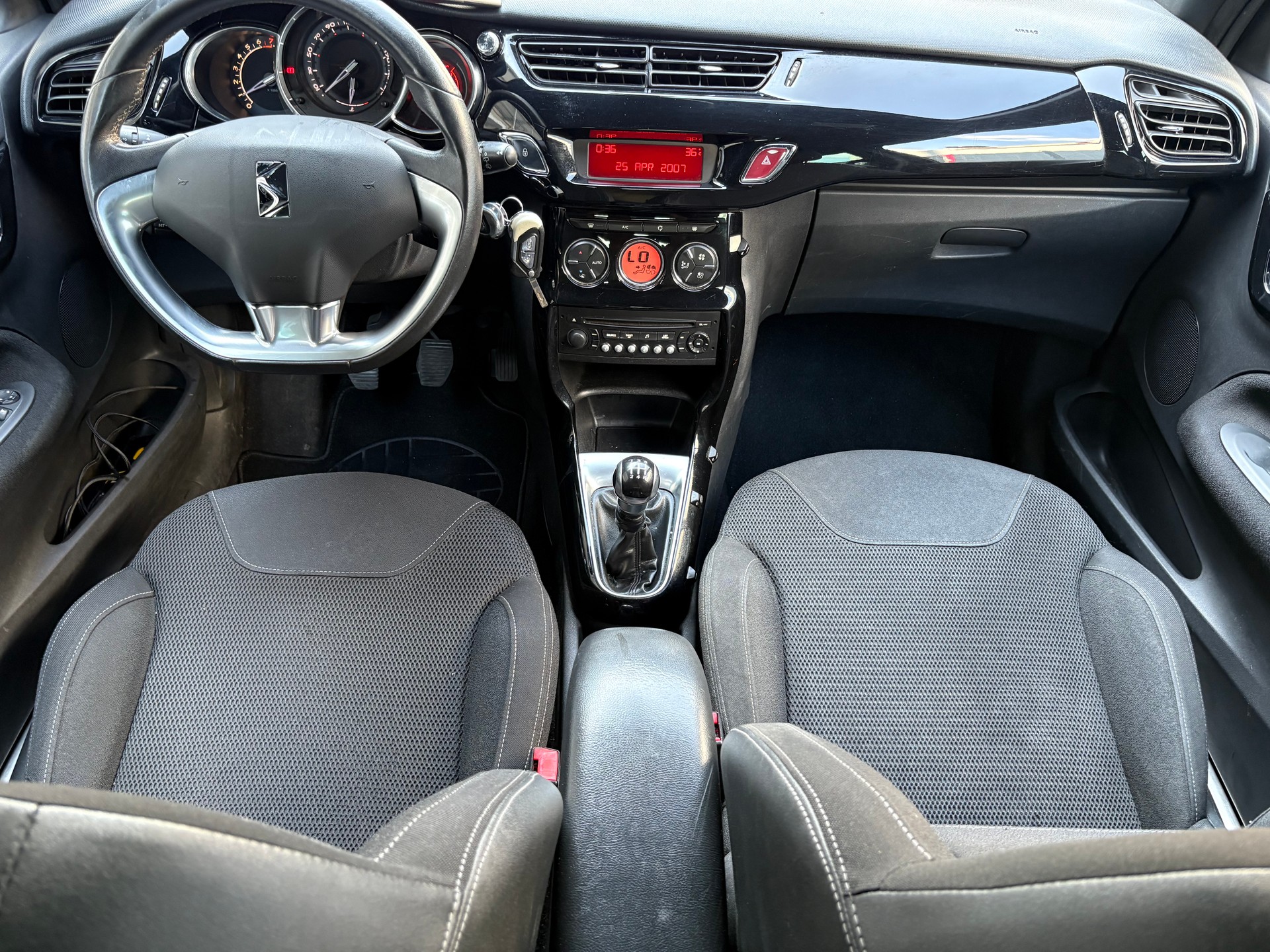 DS AUTOMOBILES DS3 1.6 VTi SO Chic-image-10